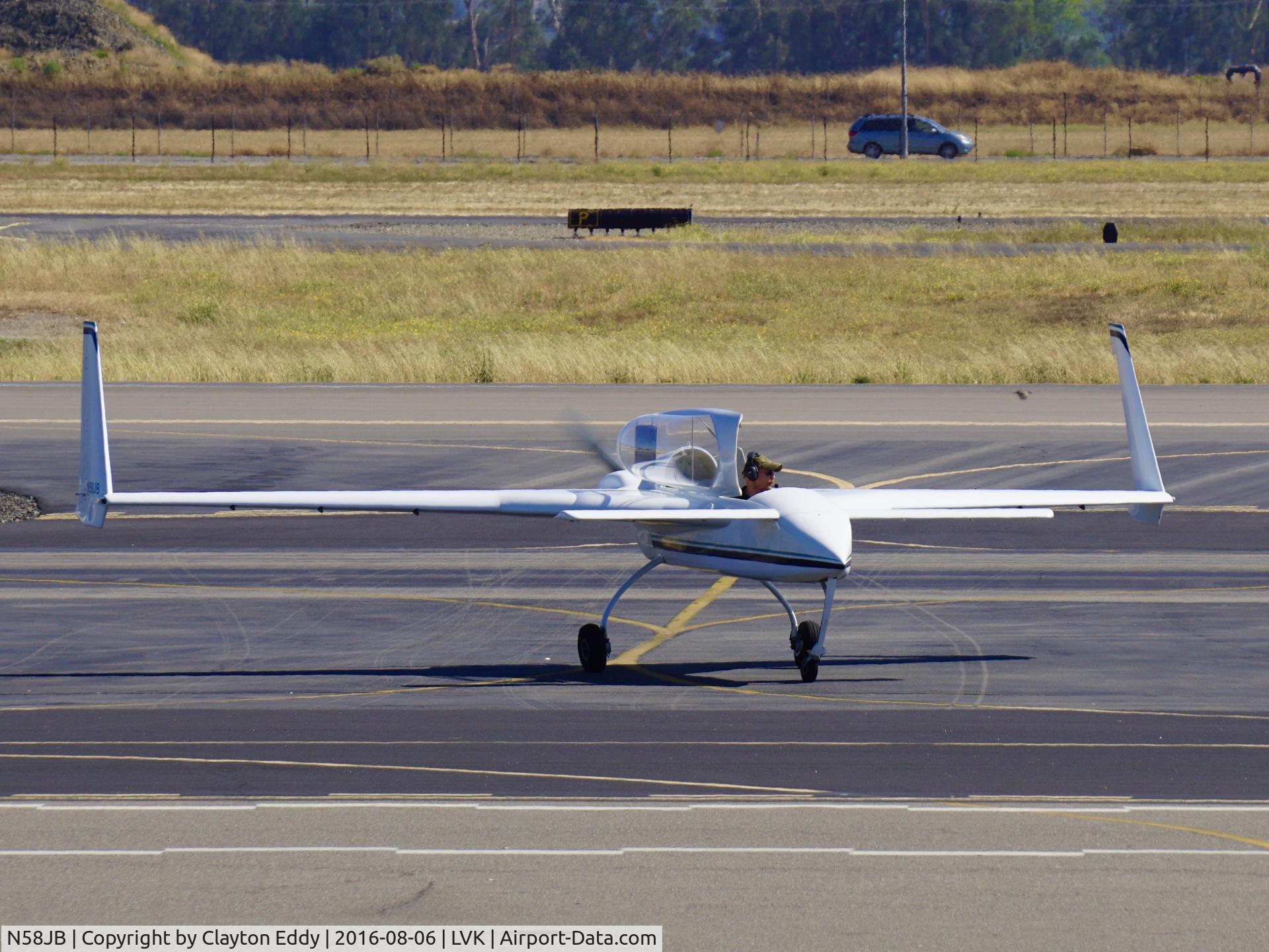 N58JB, 2007 Rutan Long-EZ C/N 310, Taxiing at Livermore airport in California.