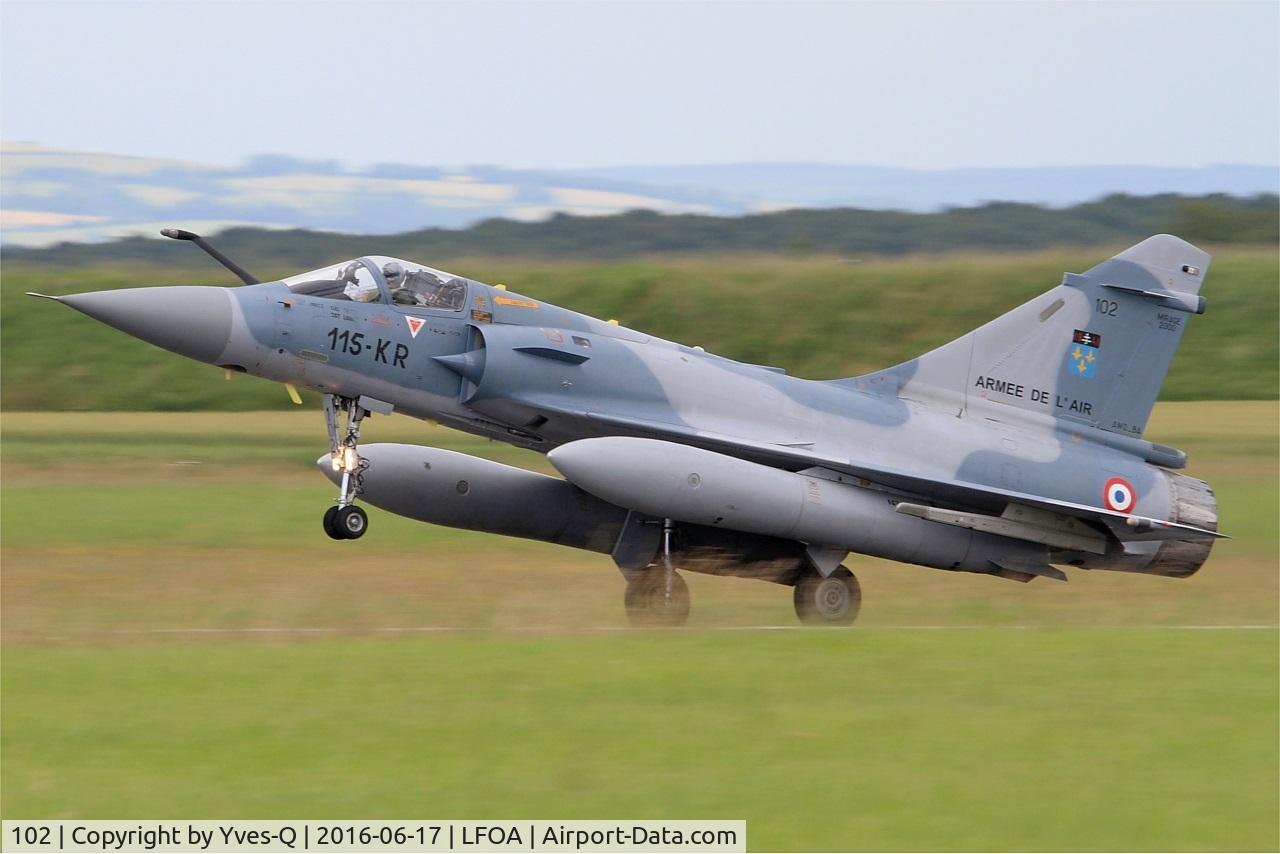 102, Dassault Mirage 2000C C/N 365, Dassault Mirage 2000C, Landing rwy 24, Avord Air Base 702 (LFOA) Open day 2016