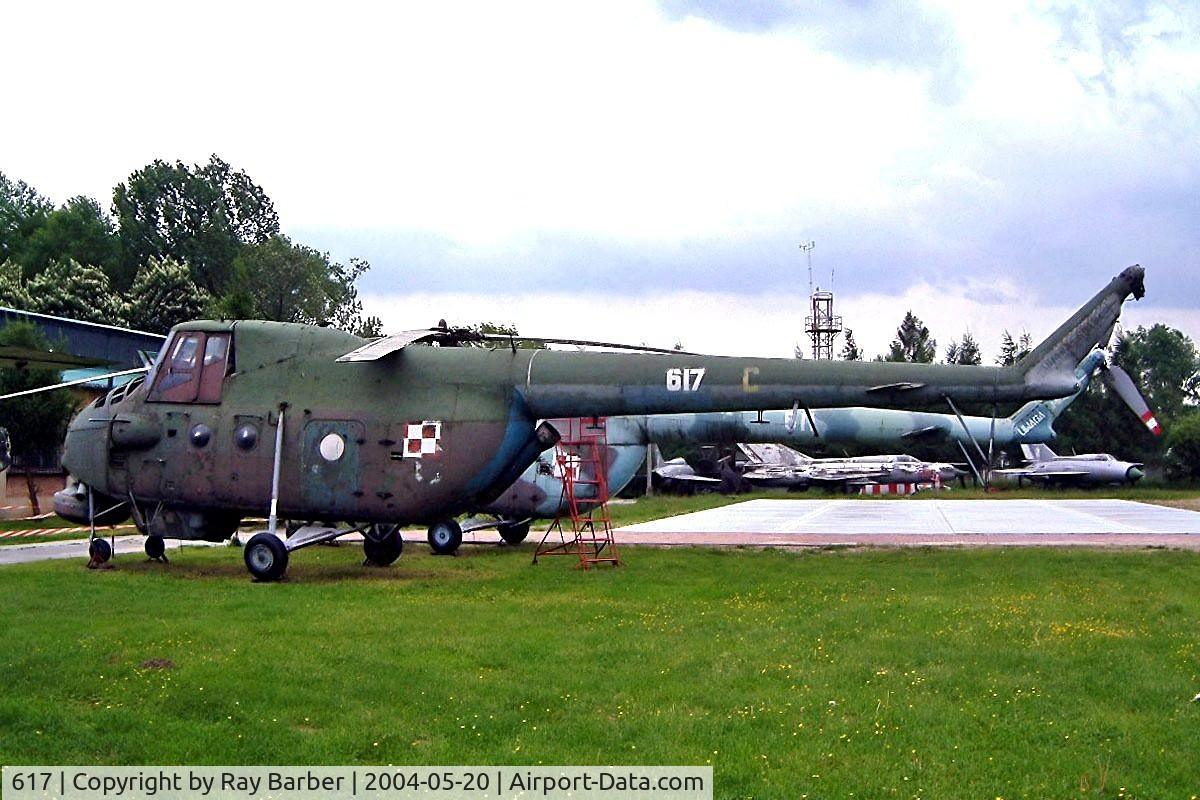 617, Mil Mi-4ME Hound C/N 06175, Mil Mi-4ME Hound [06175] (Ex Polish Air Force) Krakow Museum-Malopolskie~SP 20/05/2004