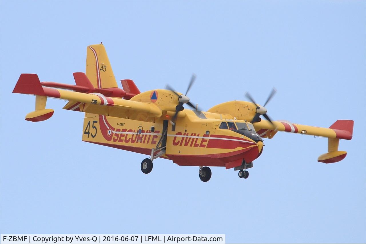 F-ZBMF, Canadair CL-215-6B11 CL-415 C/N 2045, Canadair CL-415, Short approach Rwy 31R, Marseille-Provence Airport (LFML-MRS)
