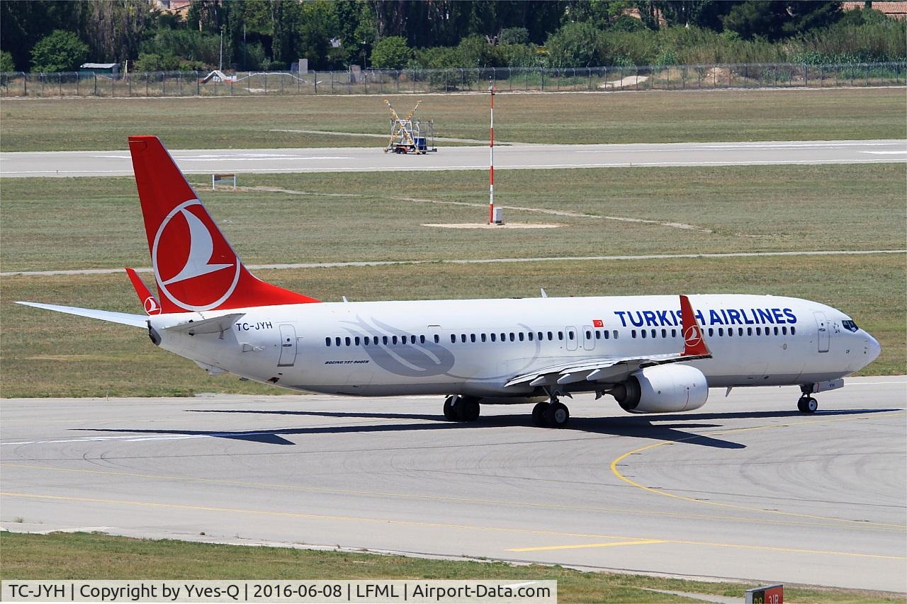 TC-JYH, 2012 Boeing 737-9F2/ER C/N 40984, Boeing 737-9F2(ER), Take off run rwy 31R, Marseille-Provence Airport (LFML-MRS)