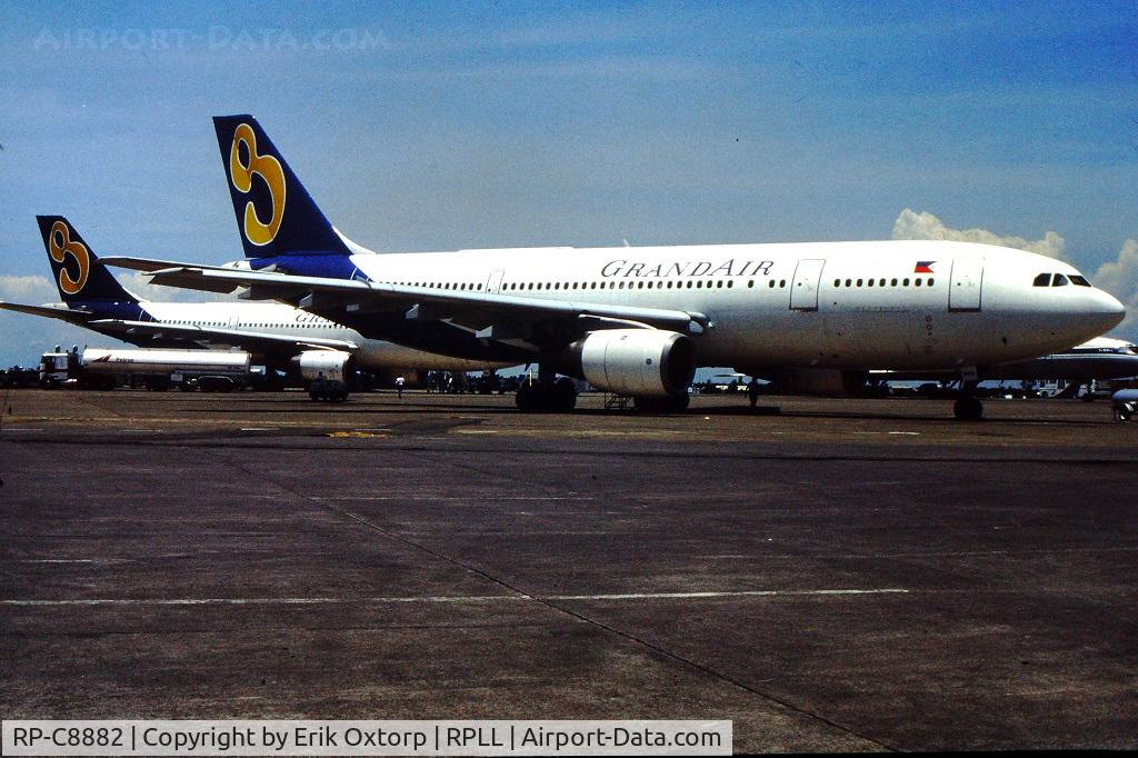 RP-C8882, 1977 Airbus A300B4-102 C/N 046, RP-C8882 on the ramp in MNL JUN95