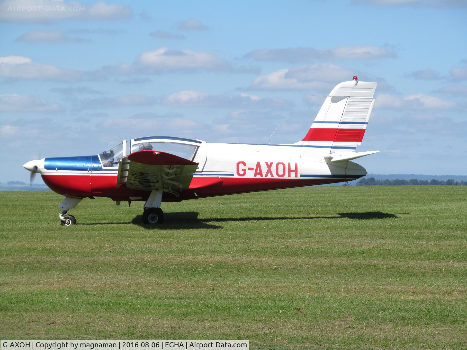 G-AXOH, 1969 Socata MS.894A Rallye Minerva 220 C/N 11062, parking up