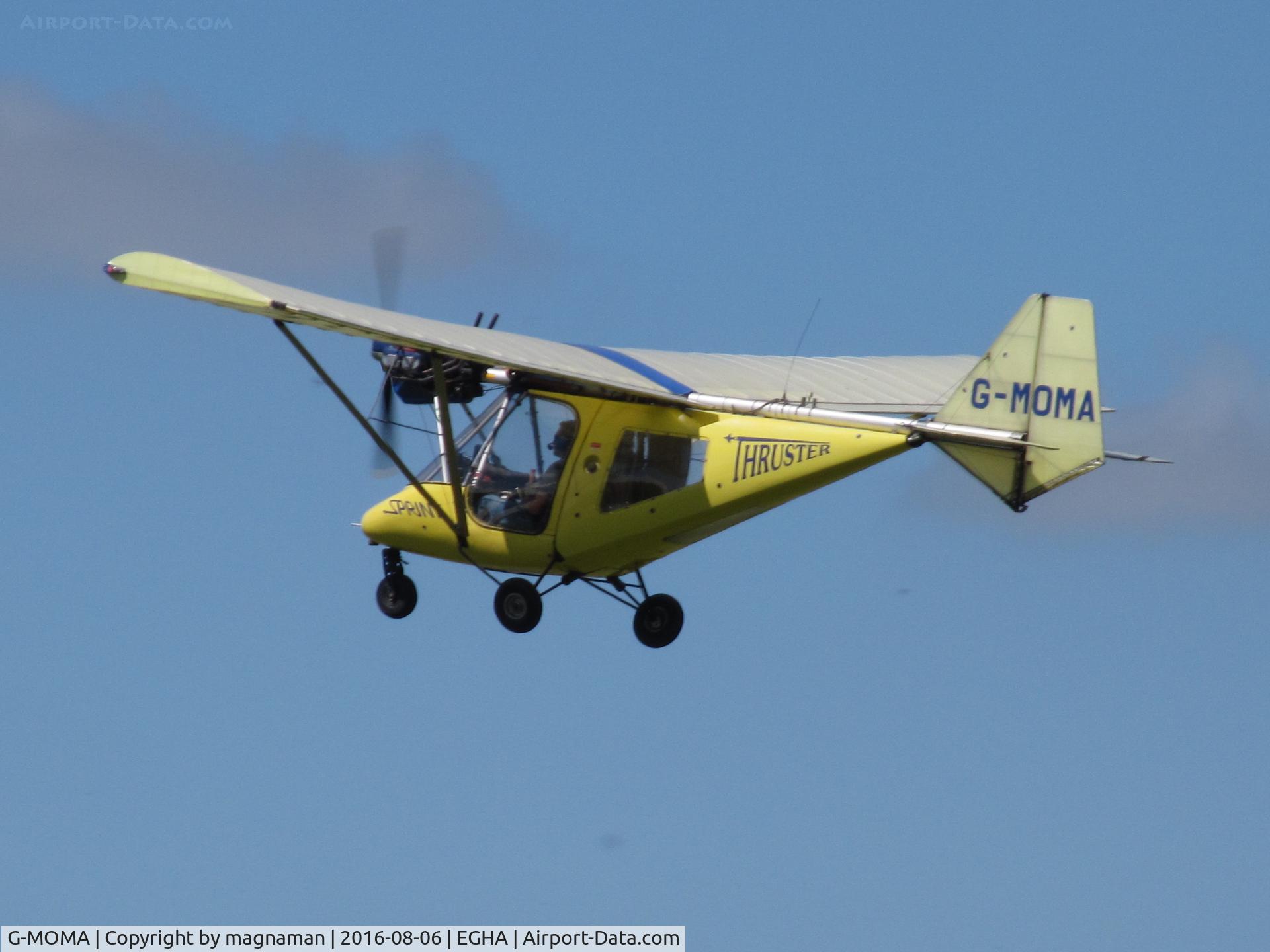 G-MOMA, 2003 Thruster T600N 450 C/N 0036-T600N-088, departing