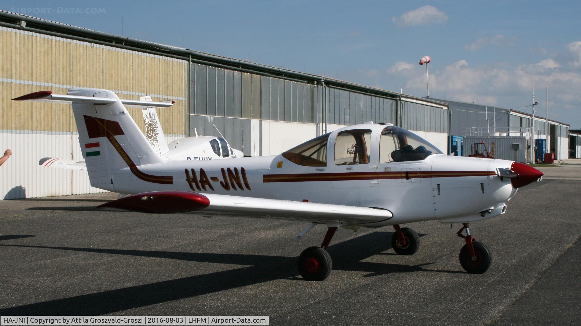 HA-JNI, 1979 Piper PA-38-112 Tomahawk Tomahawk C/N 38-80A0036, Fertoszentmiklós, Meidl-Airport, Hungary