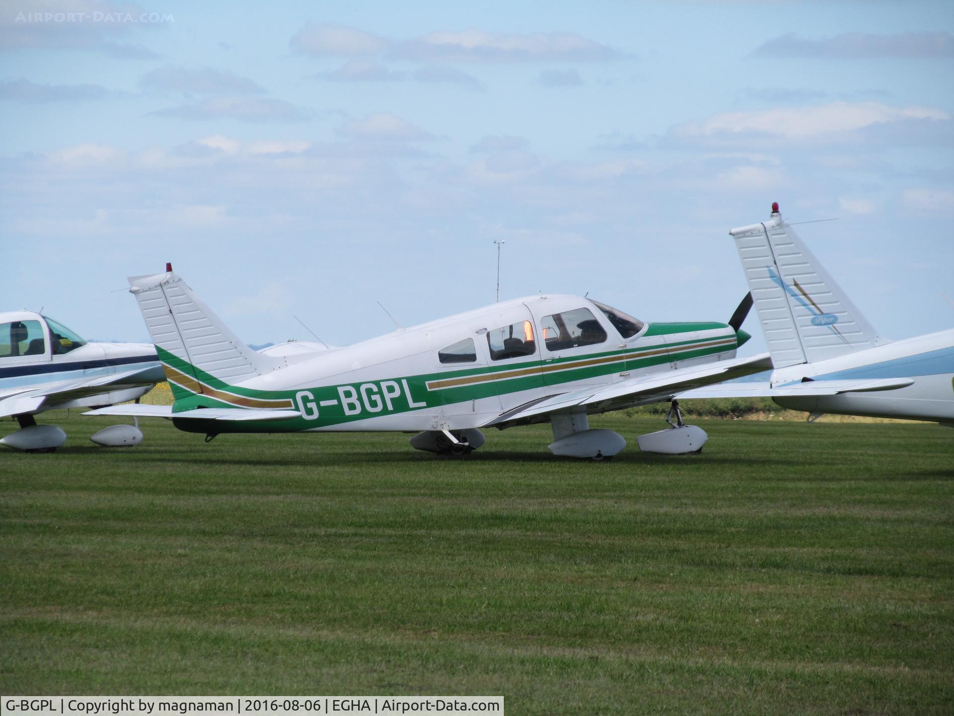 G-BGPL, 1979 Piper PA-28-161 Cherokee Warrior II C/N 28-7916289, at fly in