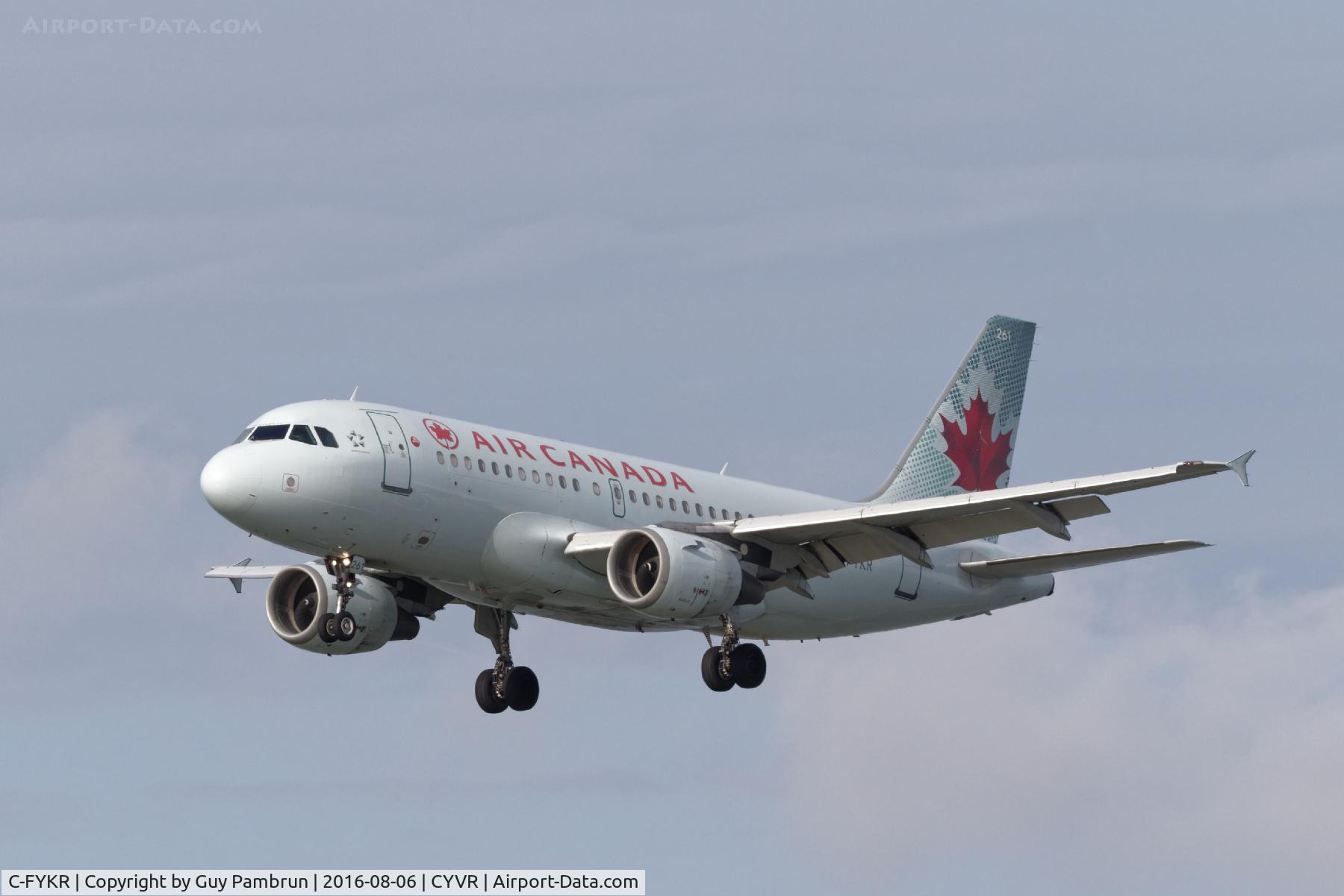 C-FYKR, 1997 Airbus A319-114 C/N 693, Landing