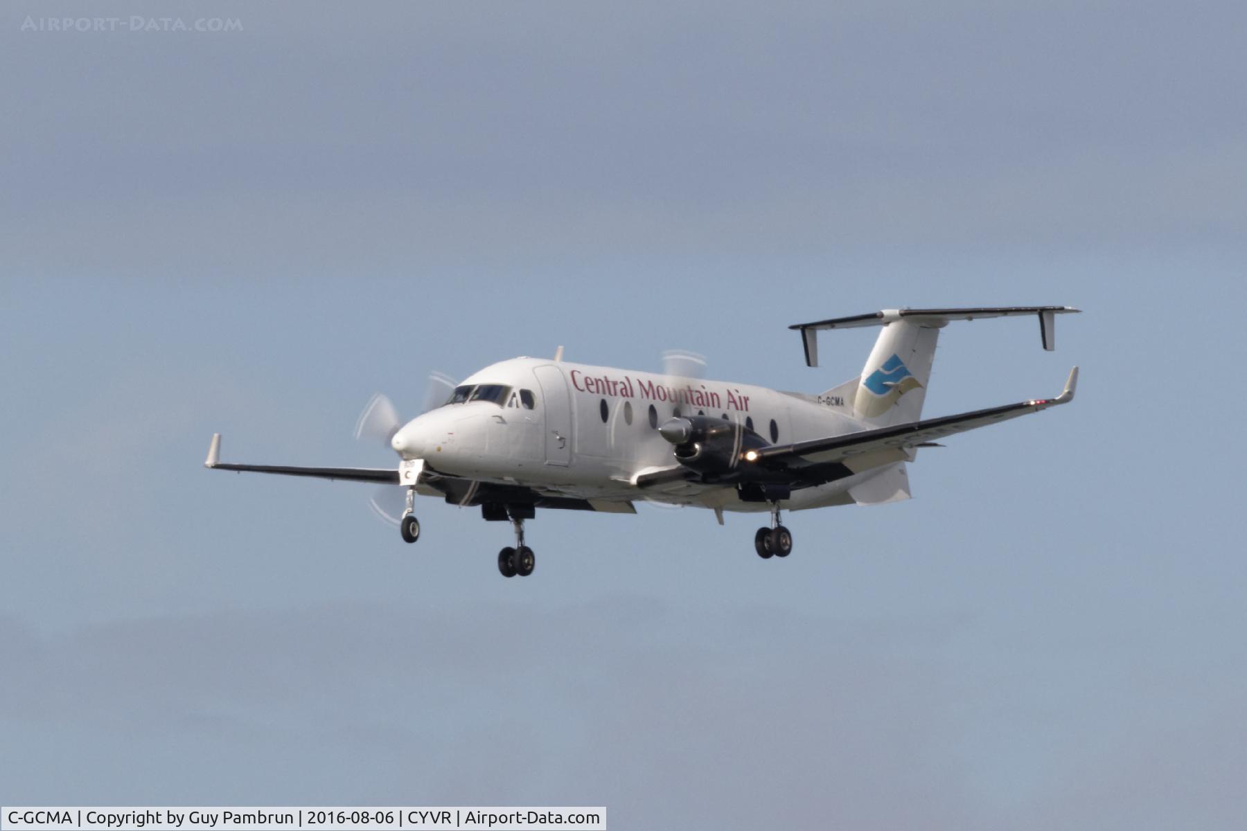 C-GCMA, 1997 Beech 1900D C/N UE-289, Landing