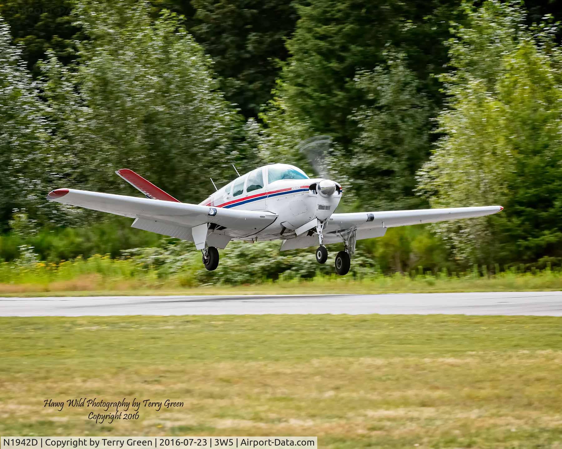 N1942D, 1952 Beech C35 Bonanza C/N D-3219, 2016 North Cascades Vintage Aircraft Museum Fly-In Mears Field 3W5 Concrete Washington