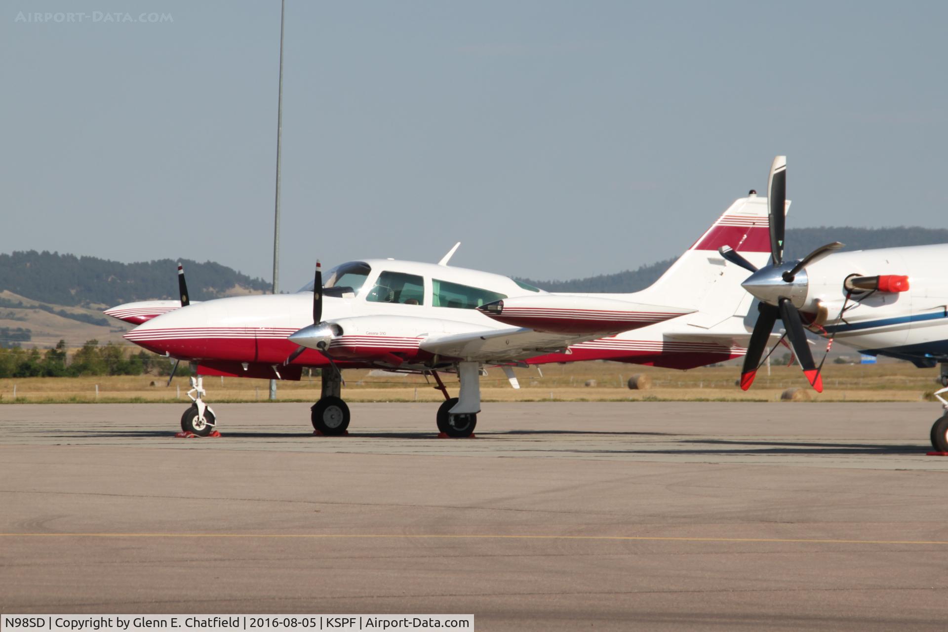 N98SD, 1980 Cessna 310R C/N 310R1872, Found on the ramp