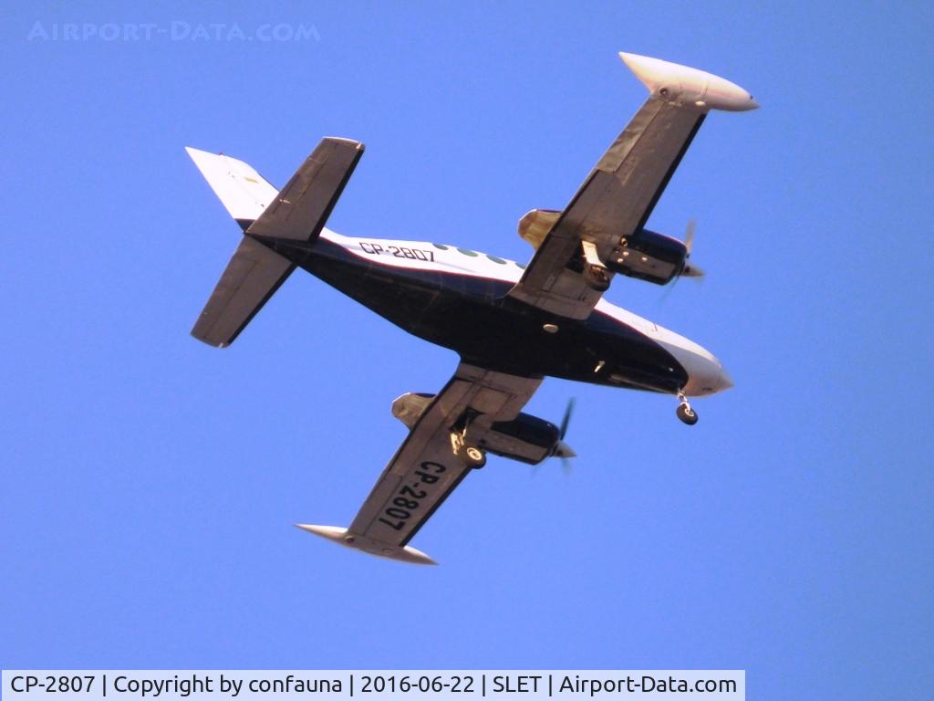 CP-2807, 1969 Cessna 402A C/N 402A0049, Arriving to El Trompillo