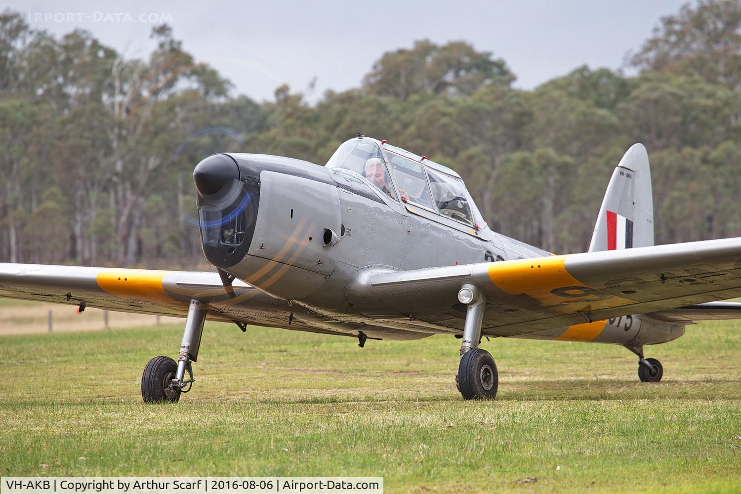 VH-AKB, 1950 De Havilland DHC-1 Chipmunk T.10 C/N C1/0123, VH-AKB Luskintyre NSE 06-08-2016