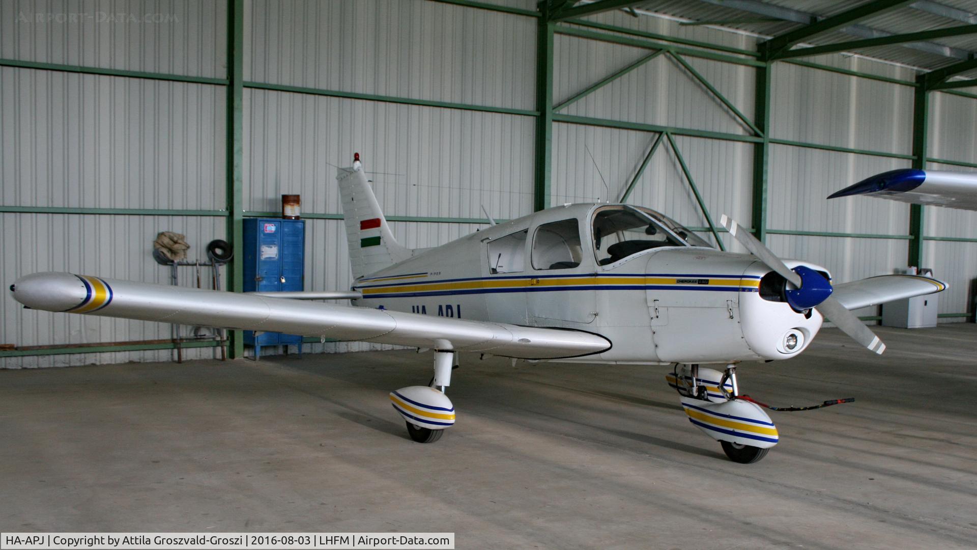 HA-APJ, 1973 Piper PA-28-140 Cherokee Cruiser F C/N 28-7325128, Fertoszentmiklós, Meidl-Airport, Hungary