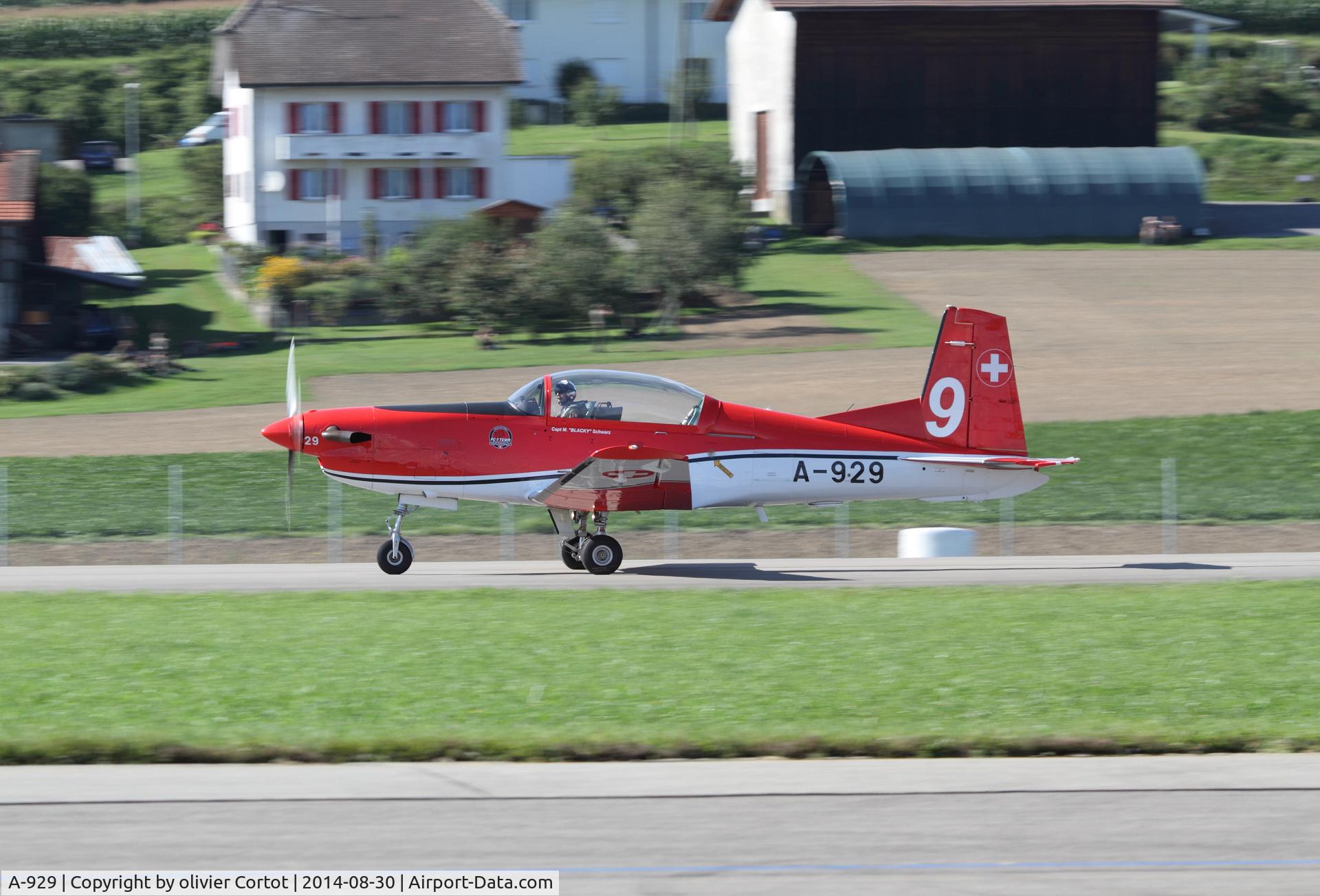 A-929, 1983 Pilatus PC-7 Turbo Trainer C/N 337, landing at payerne AFB