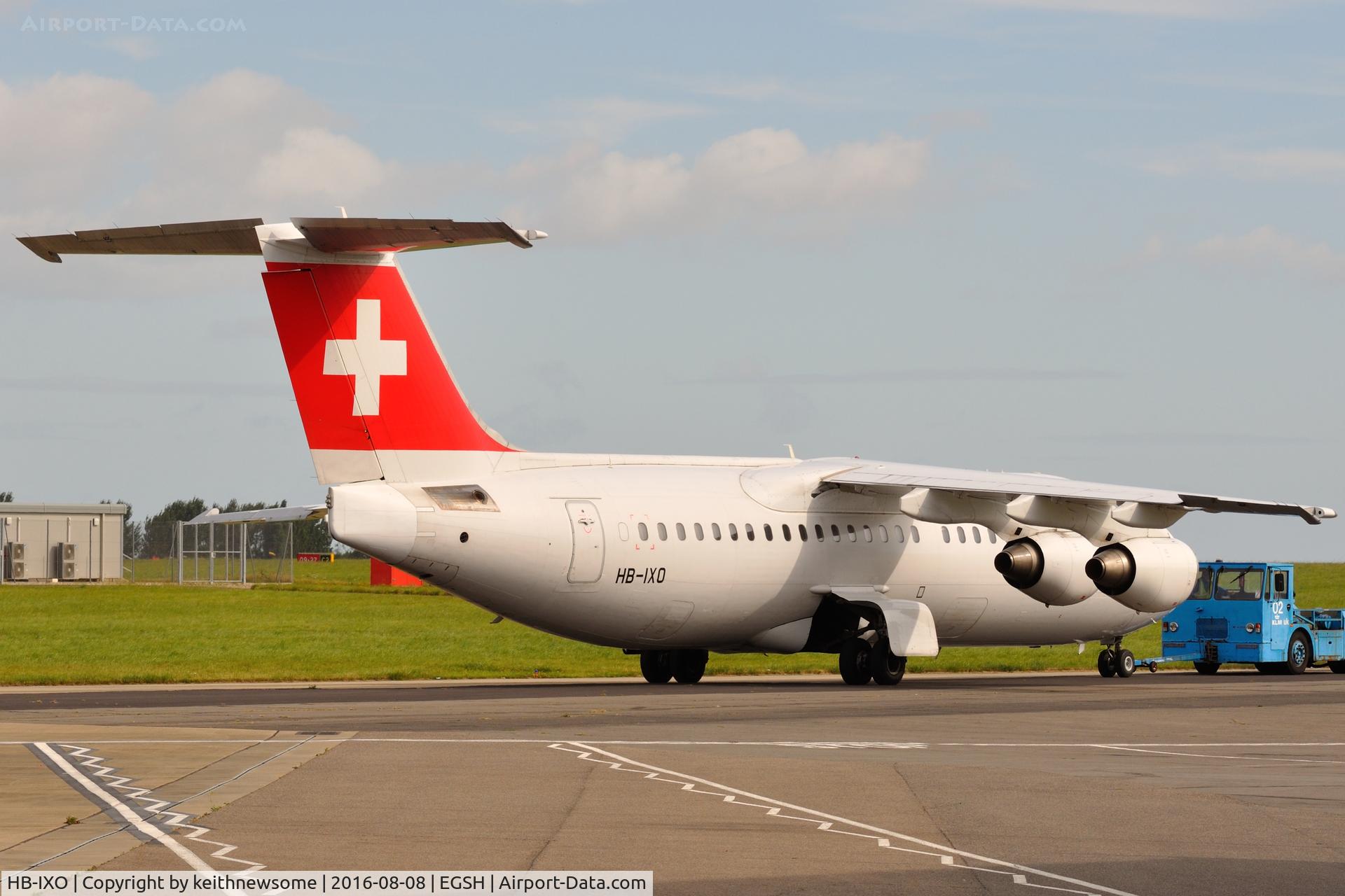 HB-IXO, 1996 British Aerospace Avro 146-RJ100 C/N E3284, Arriving for maintenance.