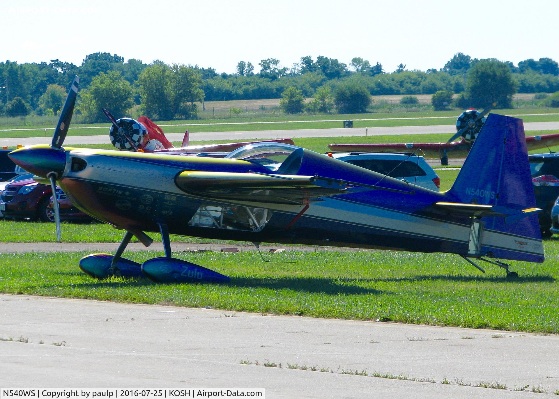 N540WS, 2002 Zivko Edge 540 C/N 0032, AirVenture 2016.