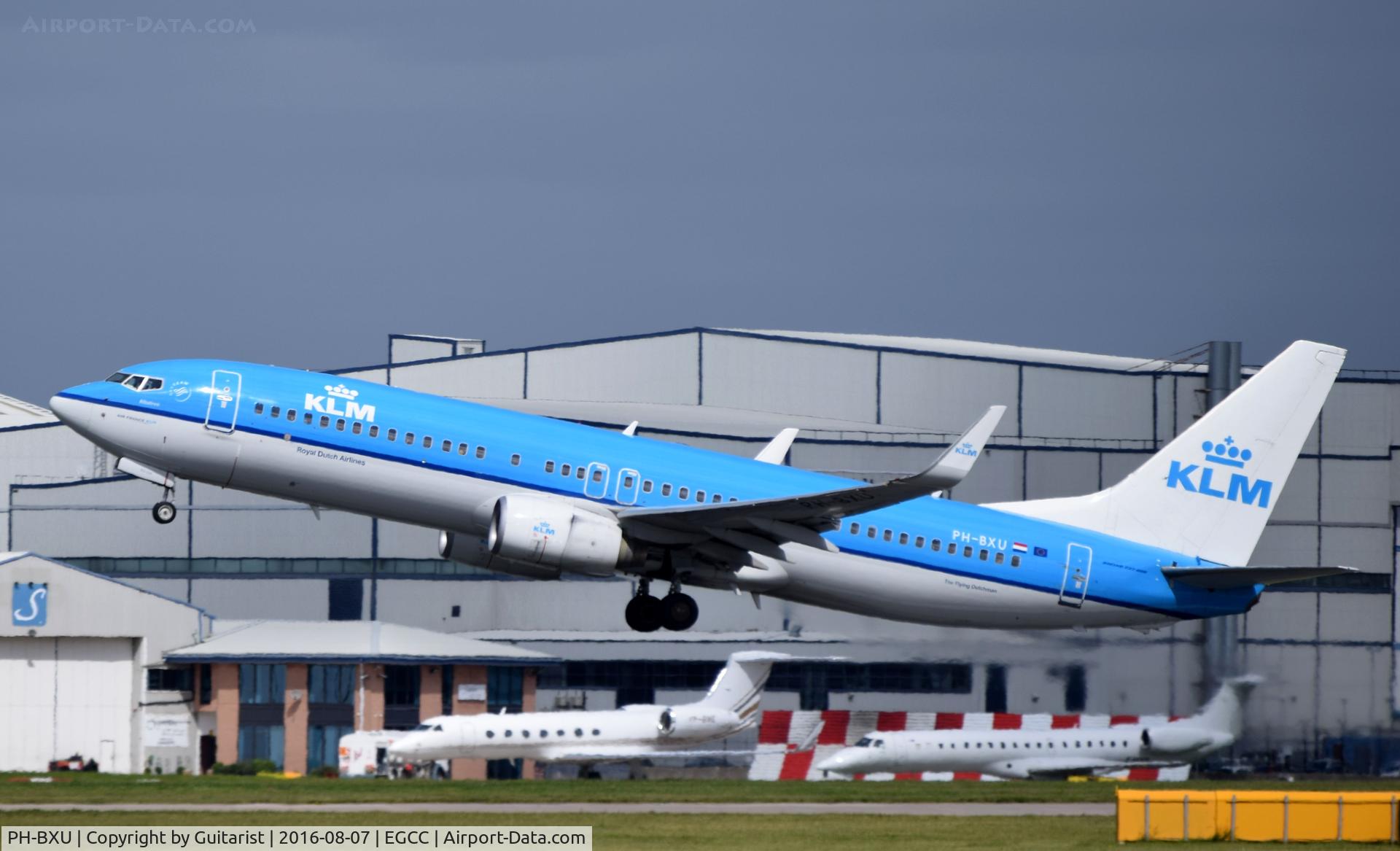 PH-BXU, 2006 Boeing 737-8BK C/N 33028, At Manchester