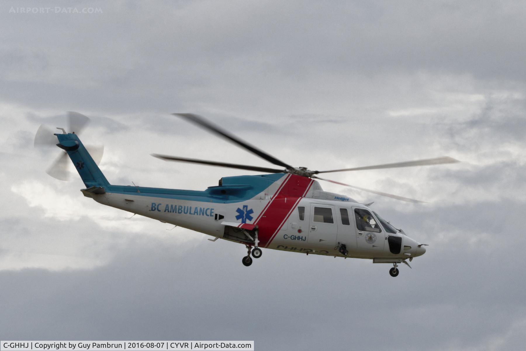 C-GHHJ, 1999 Sikorsky S-76C C/N 760500, Departing