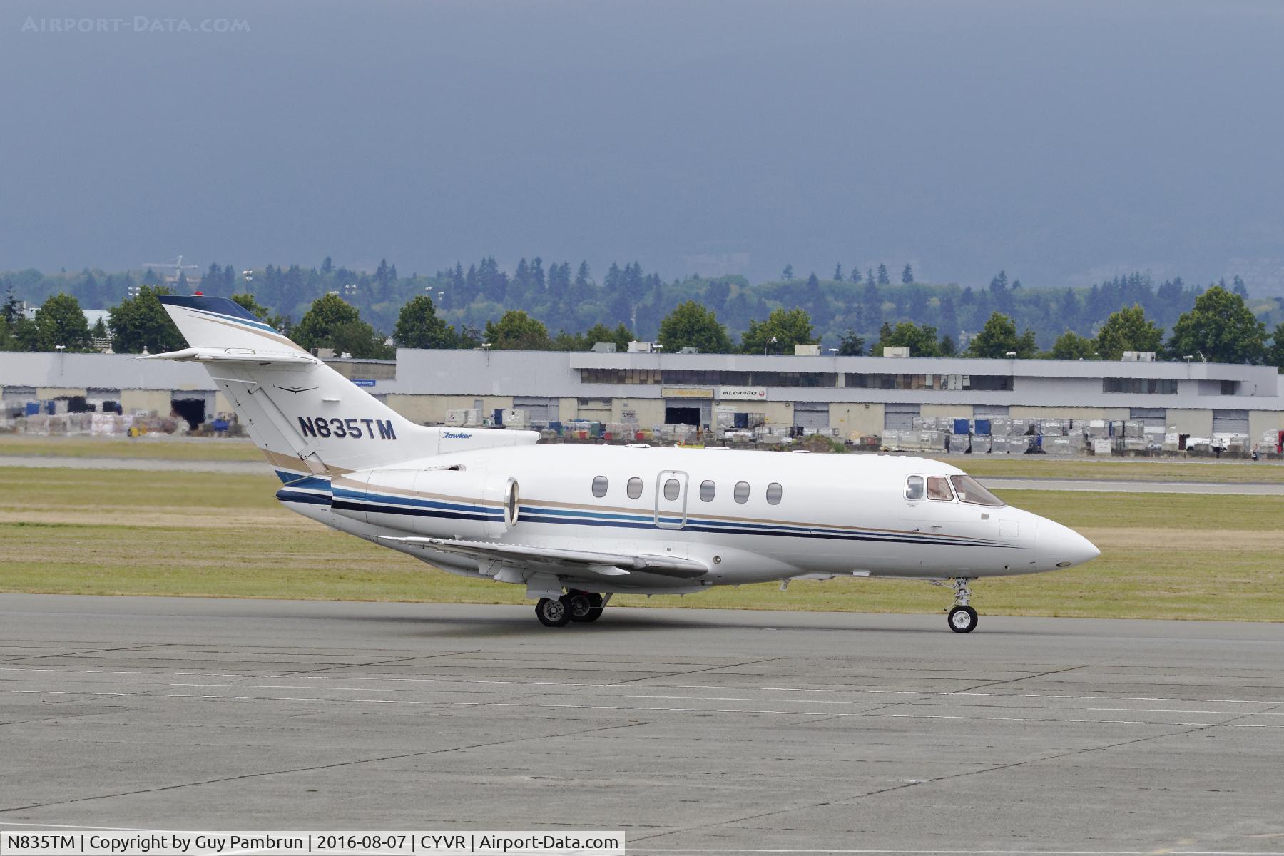 N835TM, 1998 Raytheon Hawker 800XP C/N 258387, Just arrived