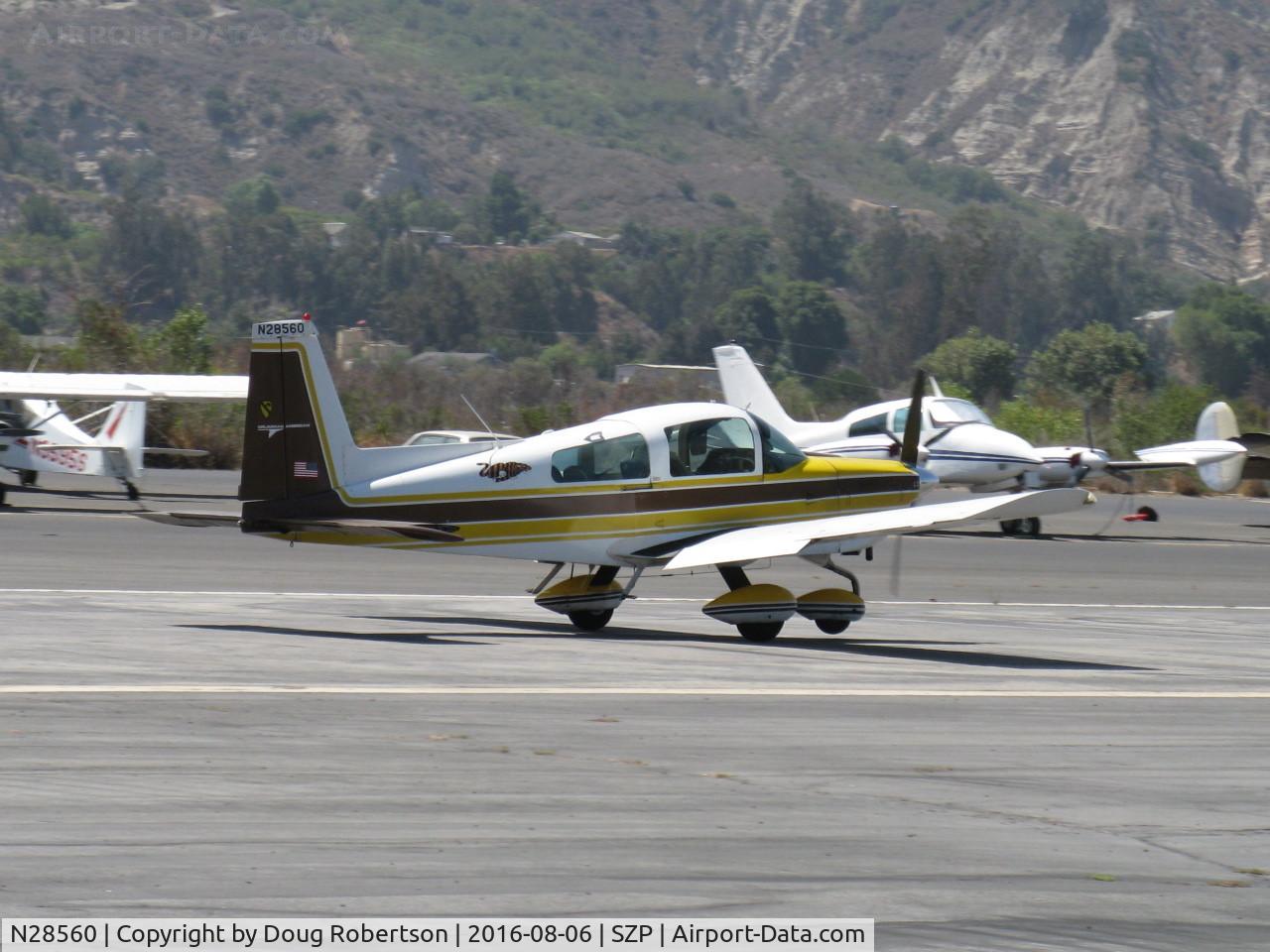 N28560, 1977 Grumman American AA-5B Tiger C/N AA5B0682, 1977 Grumman American AA-5B TIGER, Lycoming O&VO-360 180 Hp, landing roll
