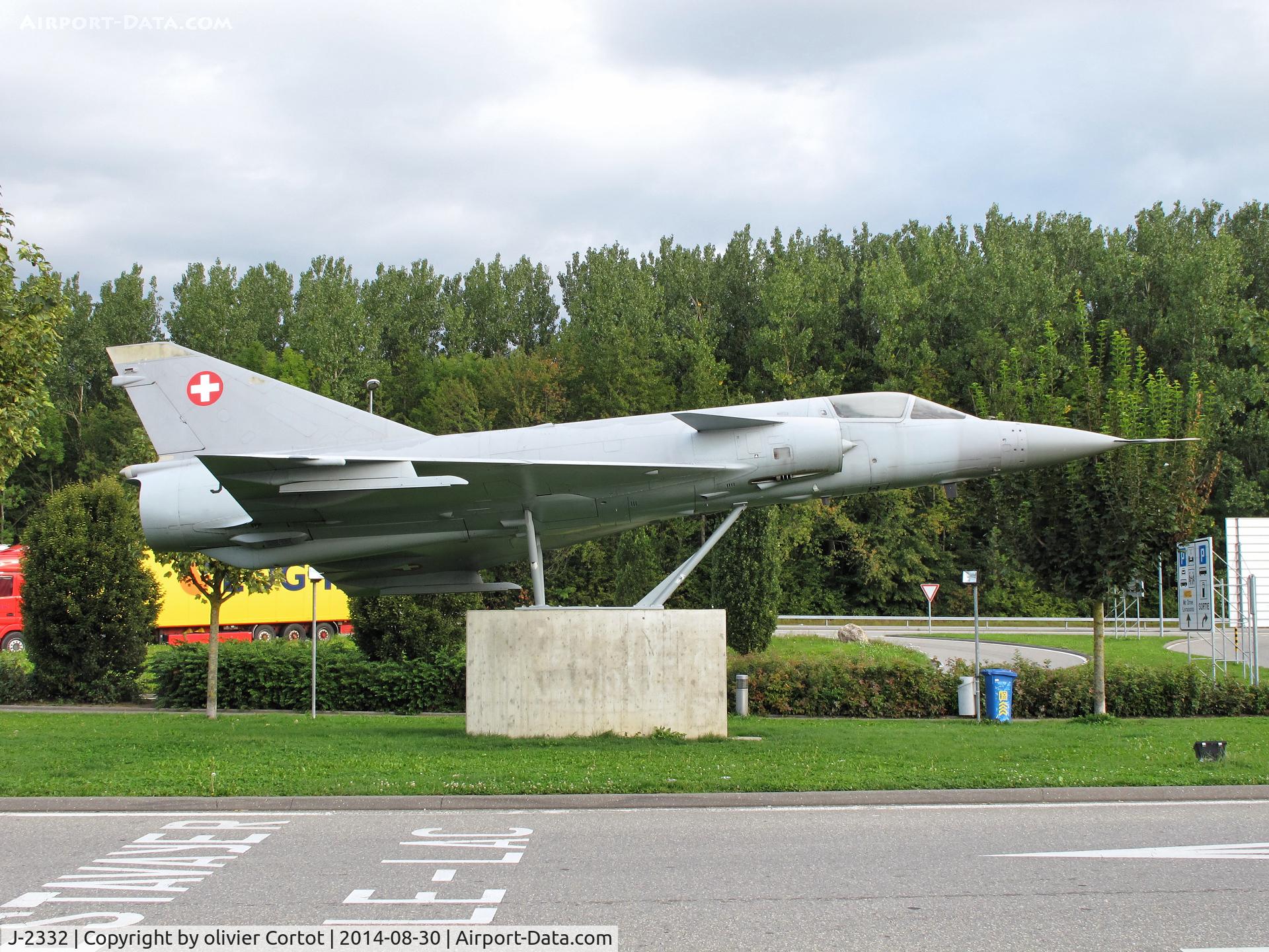J-2332, Dassault (F+W Emmen) Mirage IIIS C/N 17-26-129/1031, Near Payerne