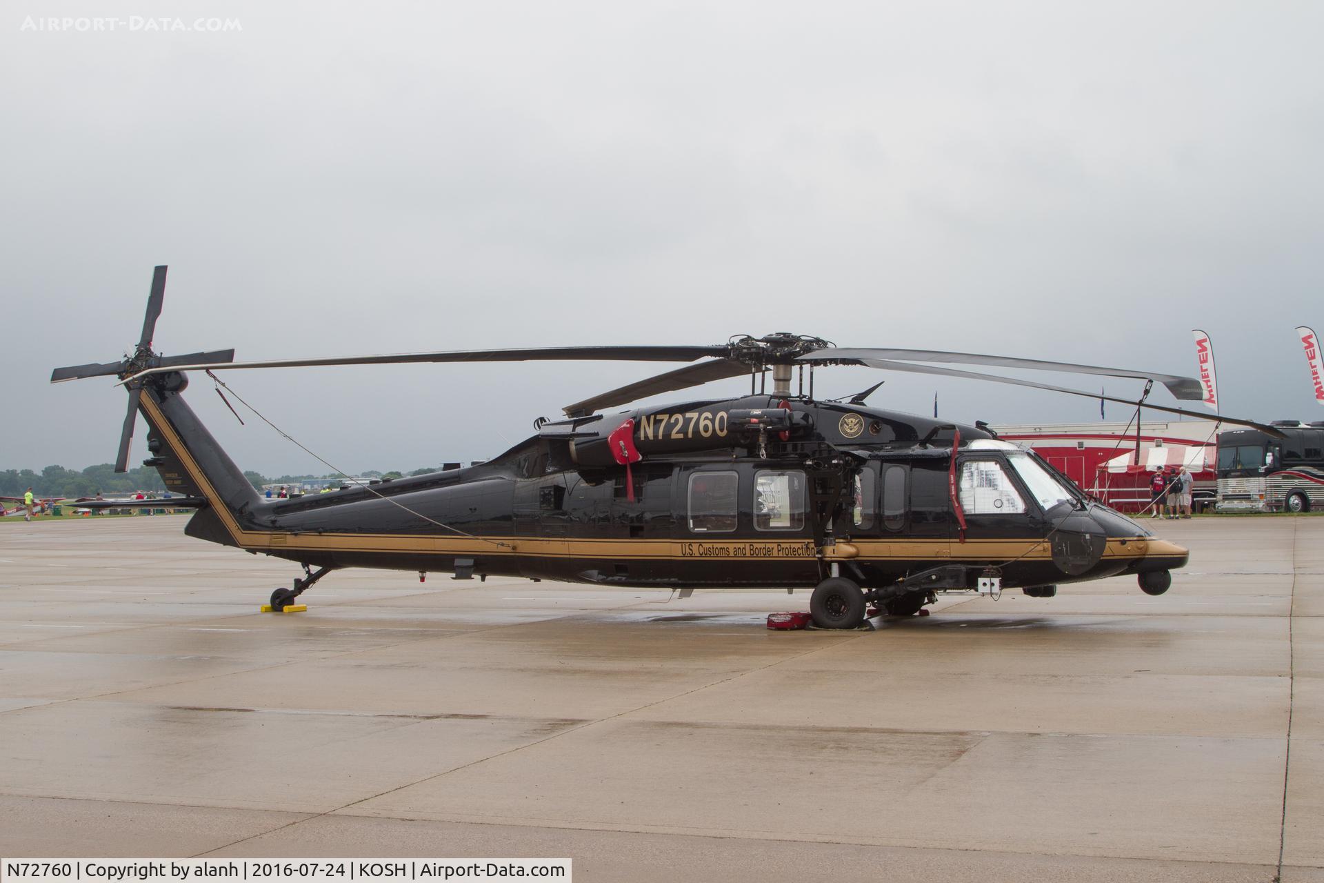 N72760, 2008 Sikorsky UH-60M Black Hawk C/N 08-27170, On display at AirVenture 2016