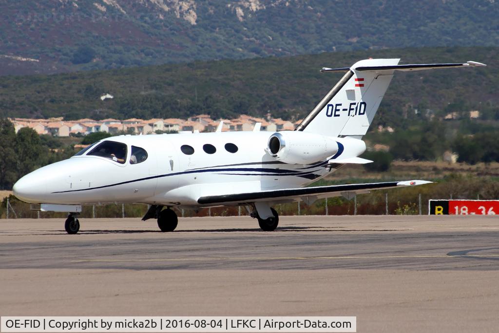 OE-FID, 2007 Cessna 510 Citation Mustang Citation Mustang C/N 510-0040, Taxiing