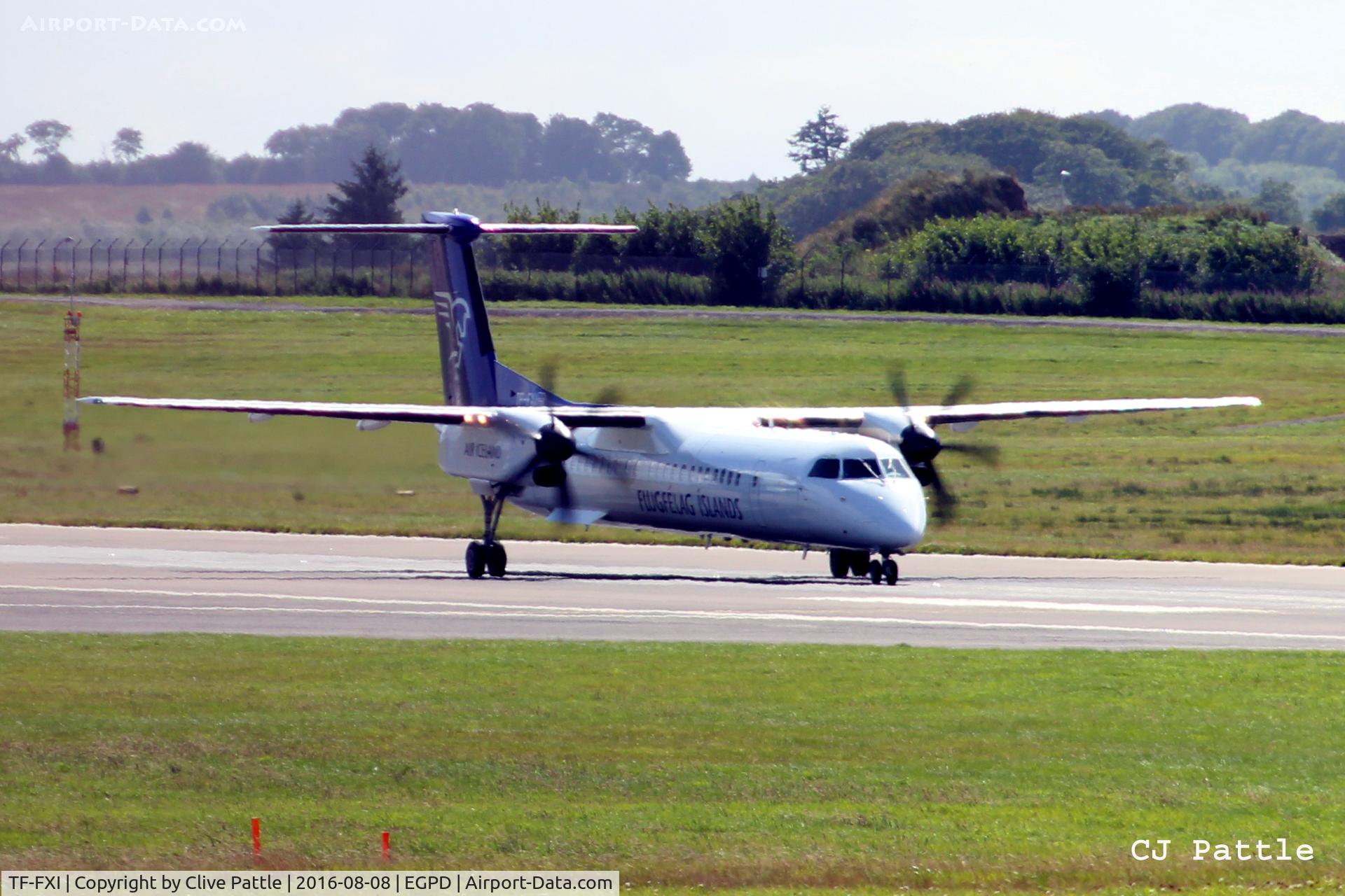 TF-FXI, 2000 De Havilland Canada DHC-8-402Q Dash 8 C/N 4033, Take off roll at Aberdeen