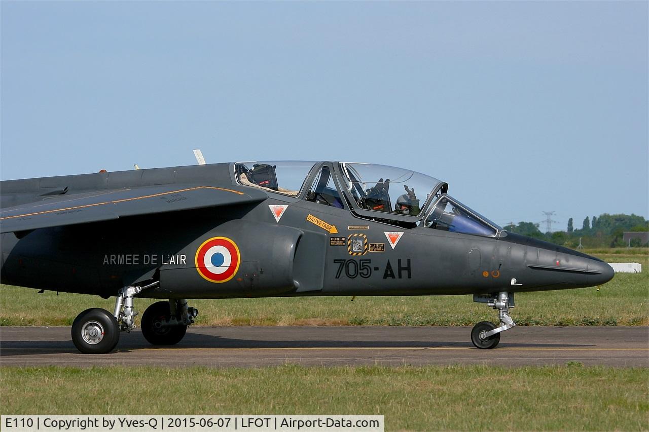E110, Dassault-Dornier Alpha Jet E C/N E110, Dassault-Dornier Alpha Jet E (705-AH), Taxiing to parking area, Tours Air Base 705 (LFOT-TUF) Open day 2015