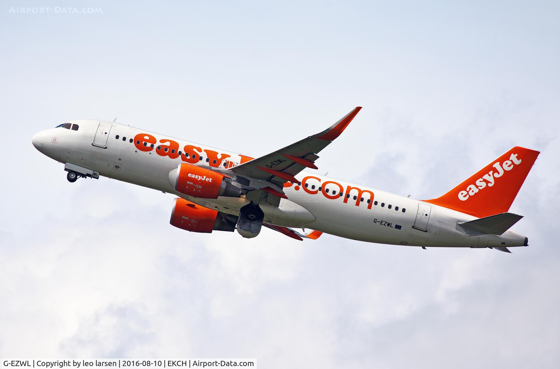 G-EZWL, 2013 Airbus A320-214 C/N 5702, Copenhagen 10.8.16