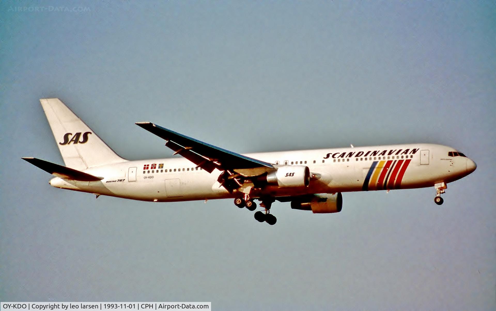 OY-KDO, 1990 Boeing 767-383/ER C/N 24849, Copenhagen 1.11.93