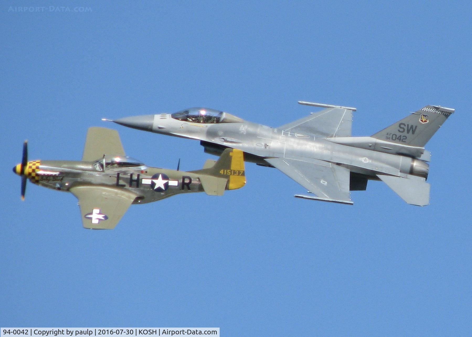 94-0042, Lockheed F-16CM Fighting Falcon C/N CC-194, AirVenture 2016.