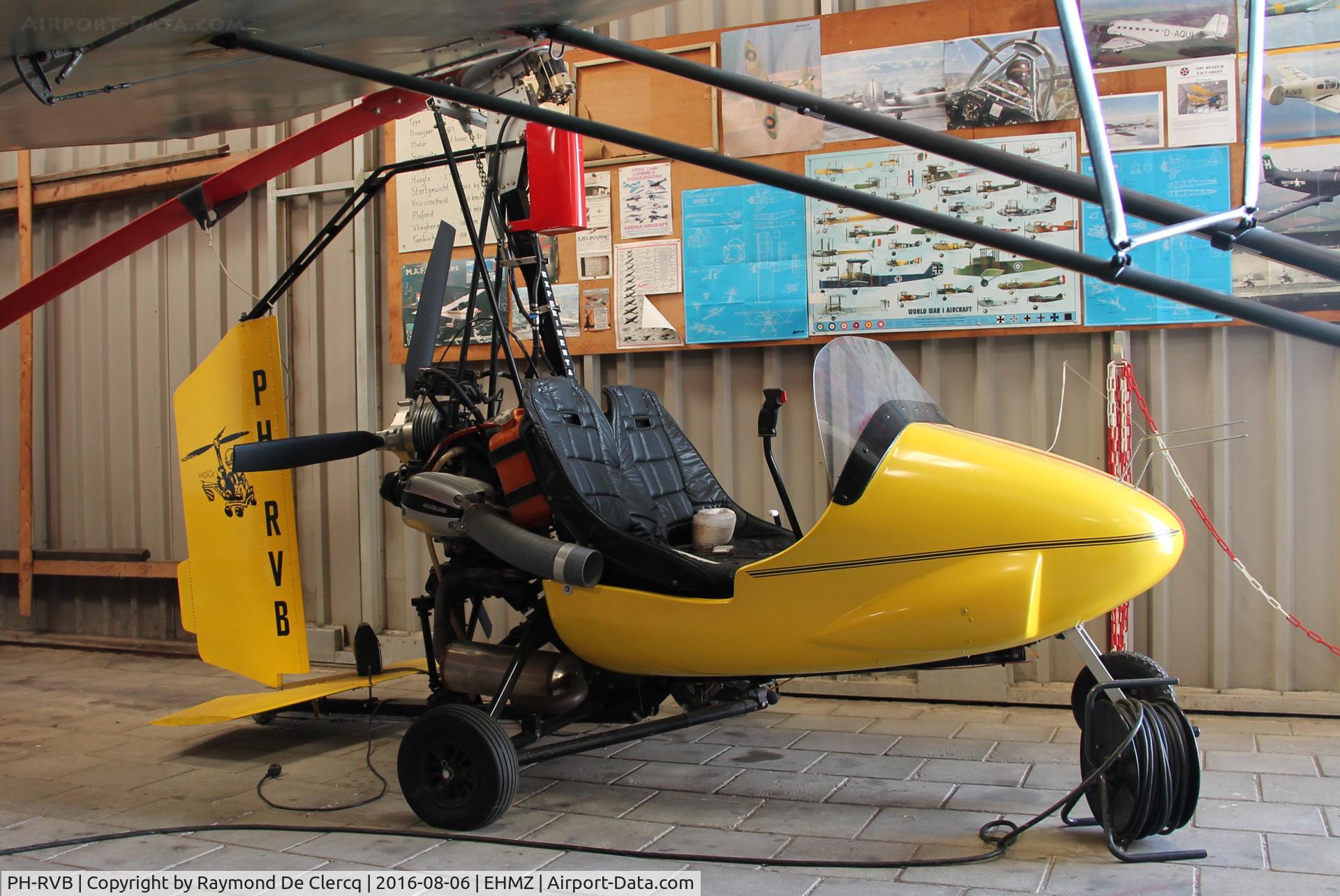 PH-RVB, Air Command 532 Commander Elite C/N RVA 002, Richard Van As gyrocopter museum at Midden-Zeeland.