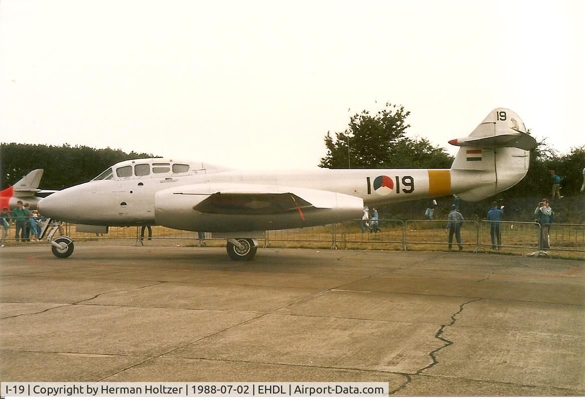 I-19, Gloster Meteor T.7 C/N Not found I-19, During Open Day at airbase Deelen July 2nd 1988