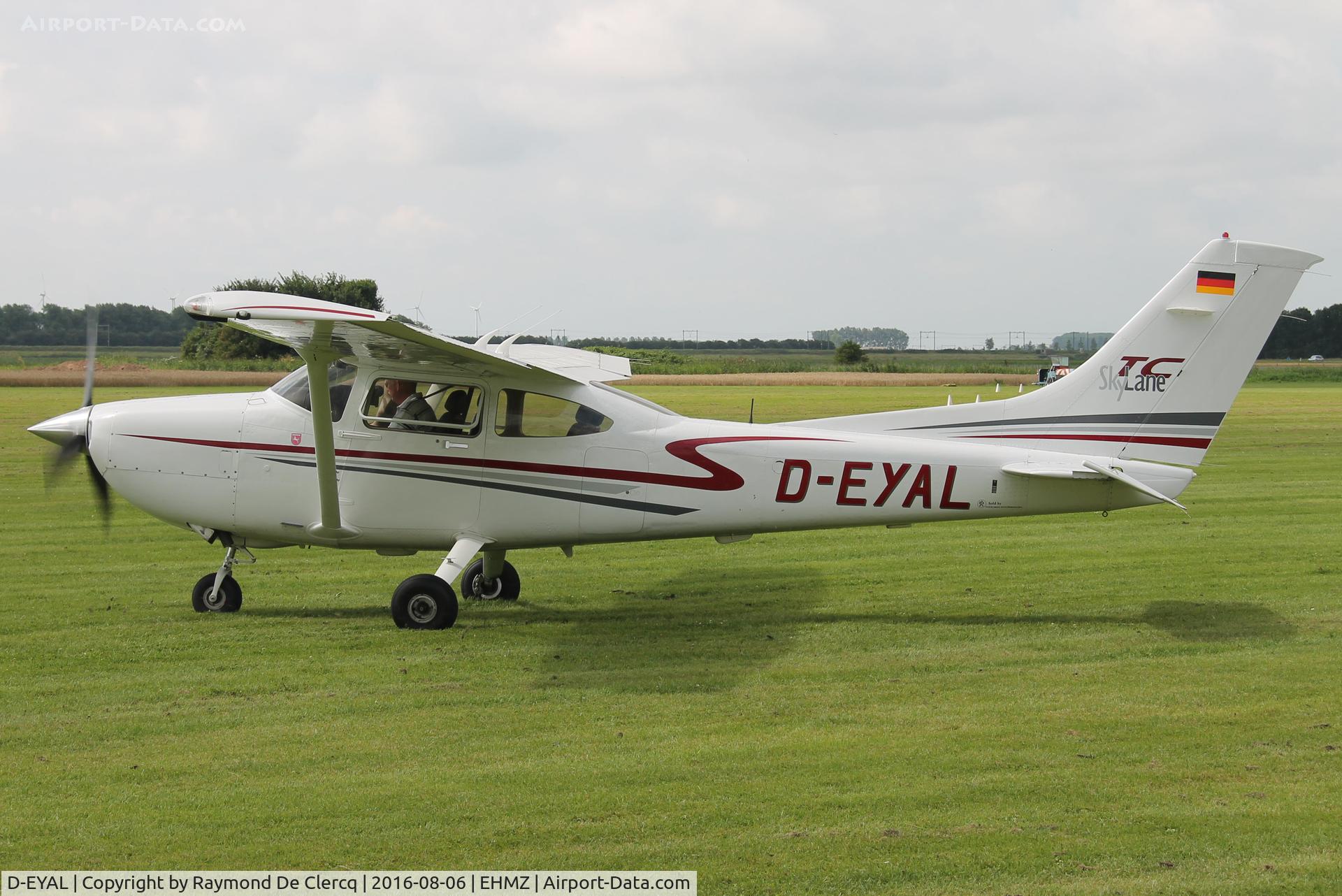 D-EYAL, 2001 Cessna T182T Turbo Skylane C/N T18208095, At Midden-Zeeland.