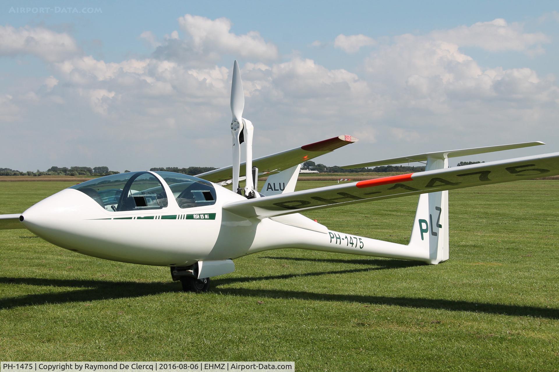 PH-1475, 2011 Schleicher ASH-25M C/N 25228, ASH-25Mi at Midden-Zeeland.