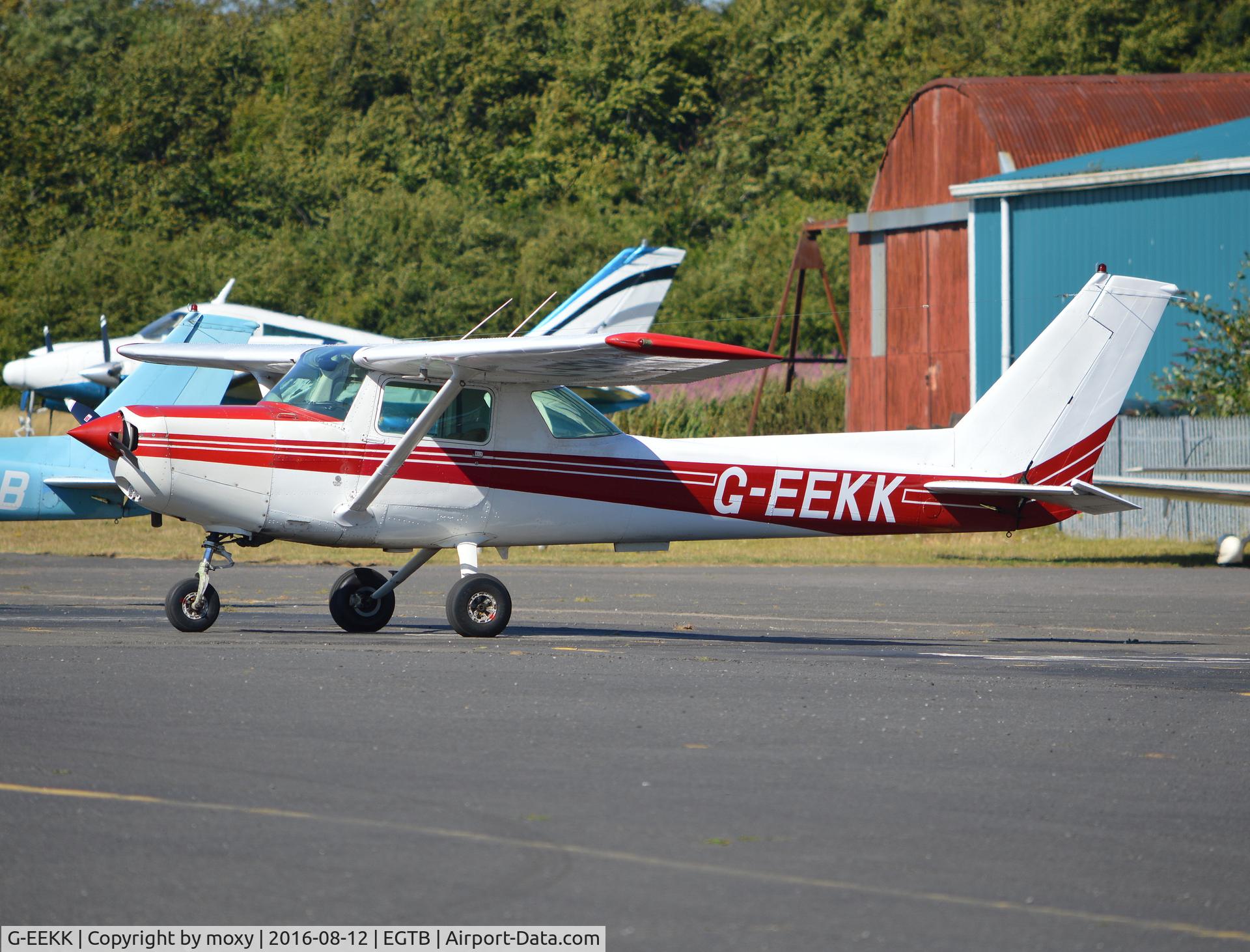 G-EEKK, 1982 Cessna 152 C/N 152-85621, Cessna 152 at Wycombe Air Park. Ex EI-CRU