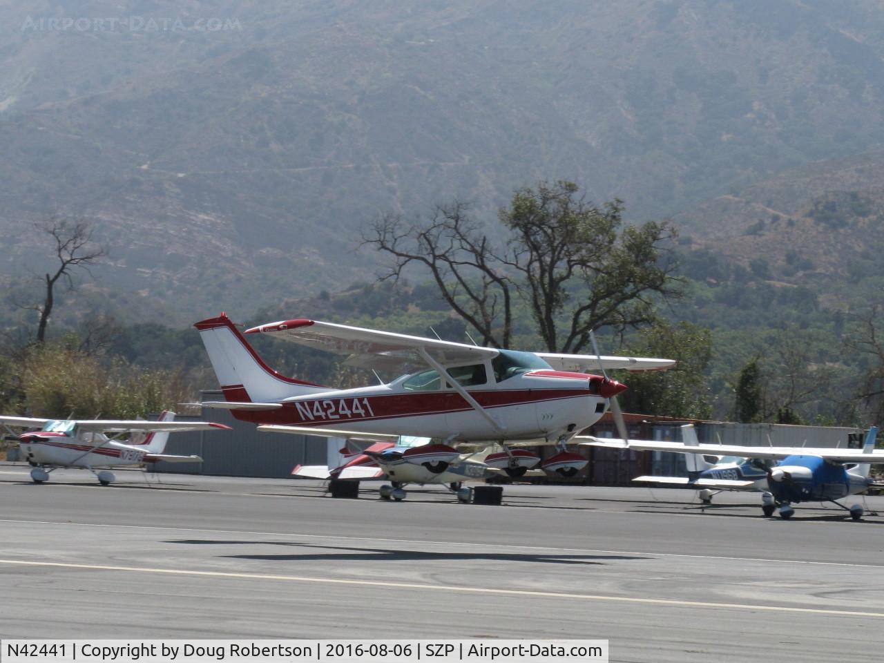 N42441, 1968 Cessna 182L Skylane C/N 18259018, 1968 Cessna 182L SKYLANE, Continental O-470-R 230 Hp, landing Rwy 22