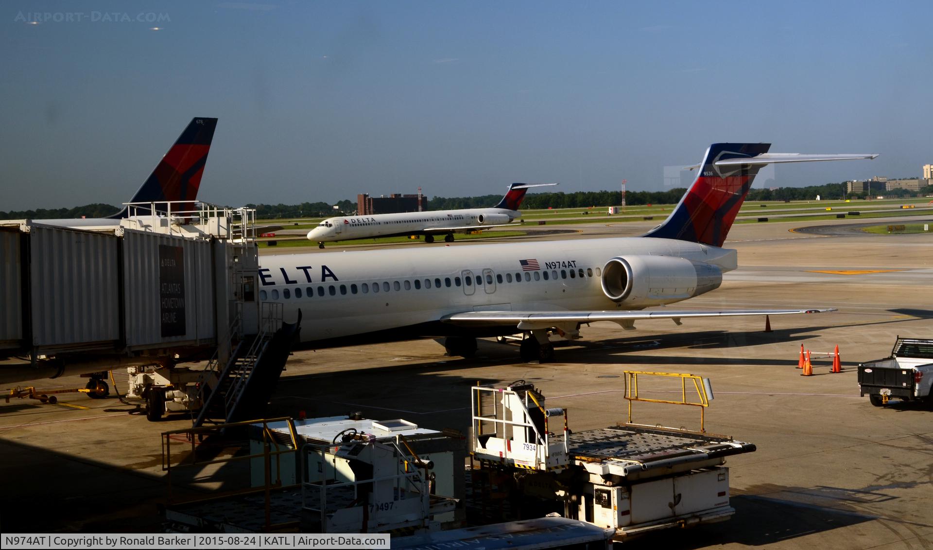 N974AT, 2002 Boeing 717-200 C/N 55034, At the gate Atlanta