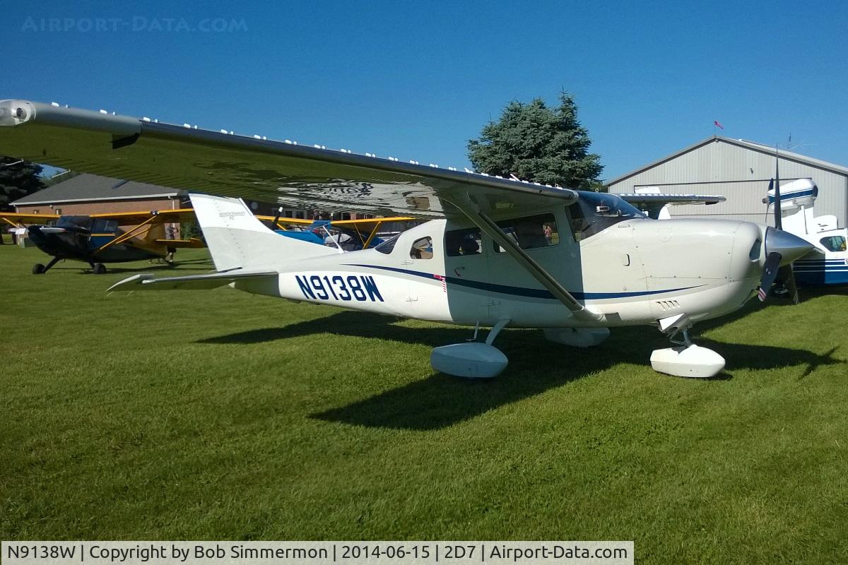 N9138W, Cessna T206H Turbo Stationair C/N T20608973, Father's Day fly-in at Beach City, Ohio