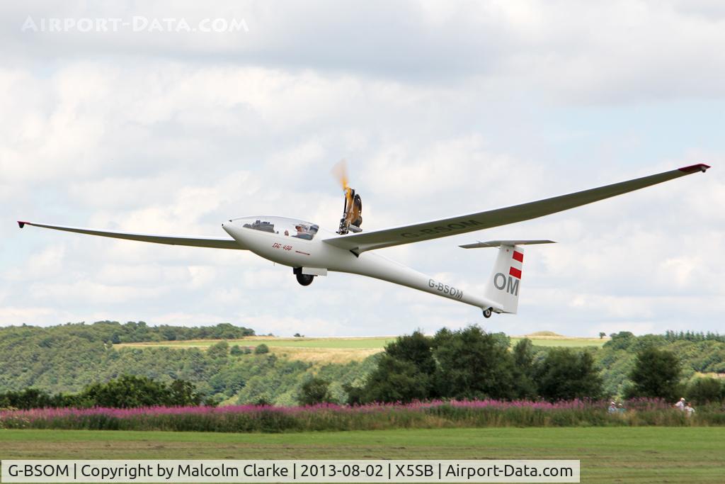 G-BSOM, 1985 Glaser-Dirks DG-400 C/N 4-126, Glazer-Dirks DG-400 at The Yorkshire Gliding Club, Sutton Bank, North Yorkshire, August 2nd, 2013.