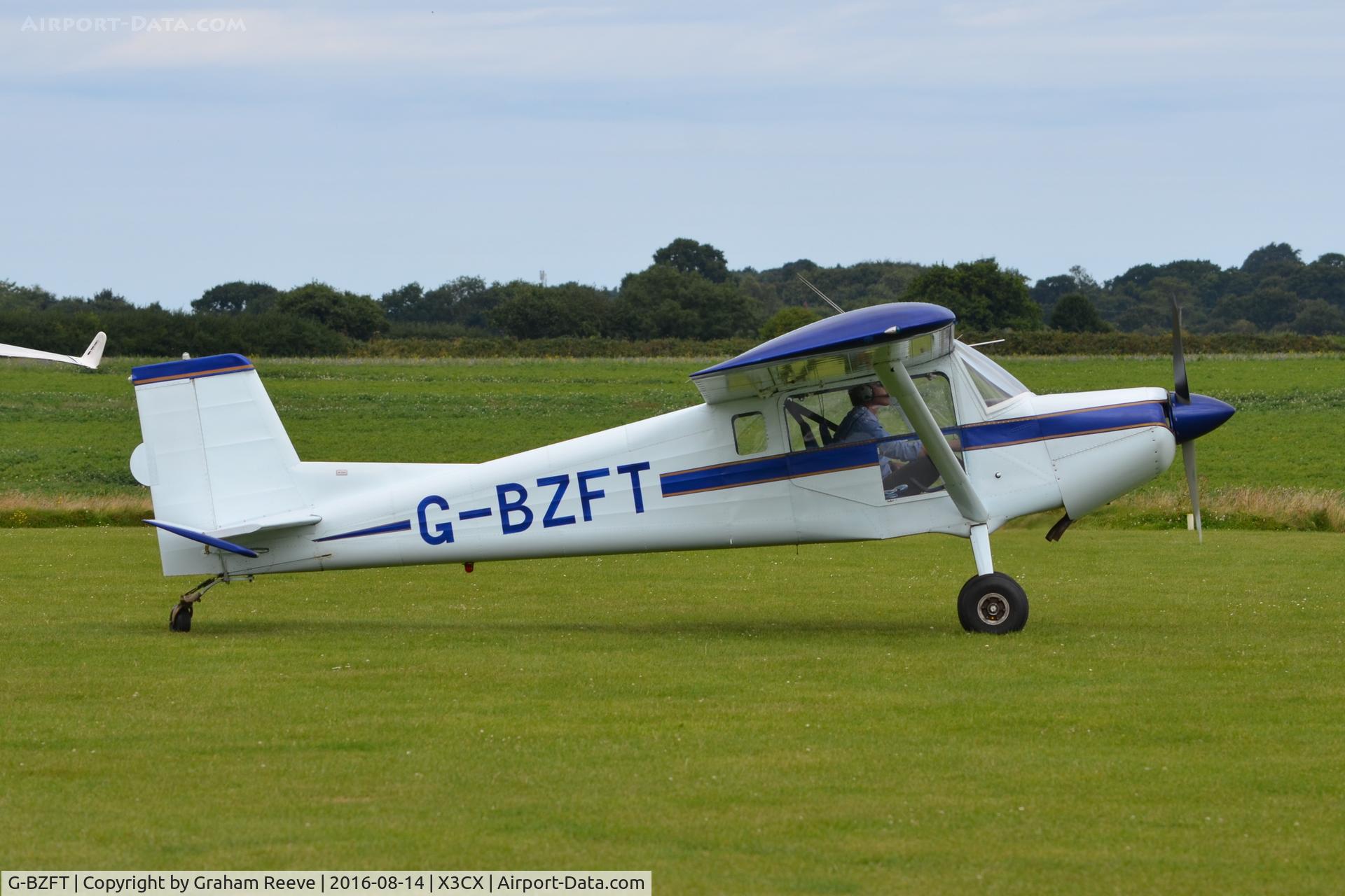 G-BZFT, 2001 Murphy Rebel C/N PFA 232-13224, About to depart from Northrepps.
