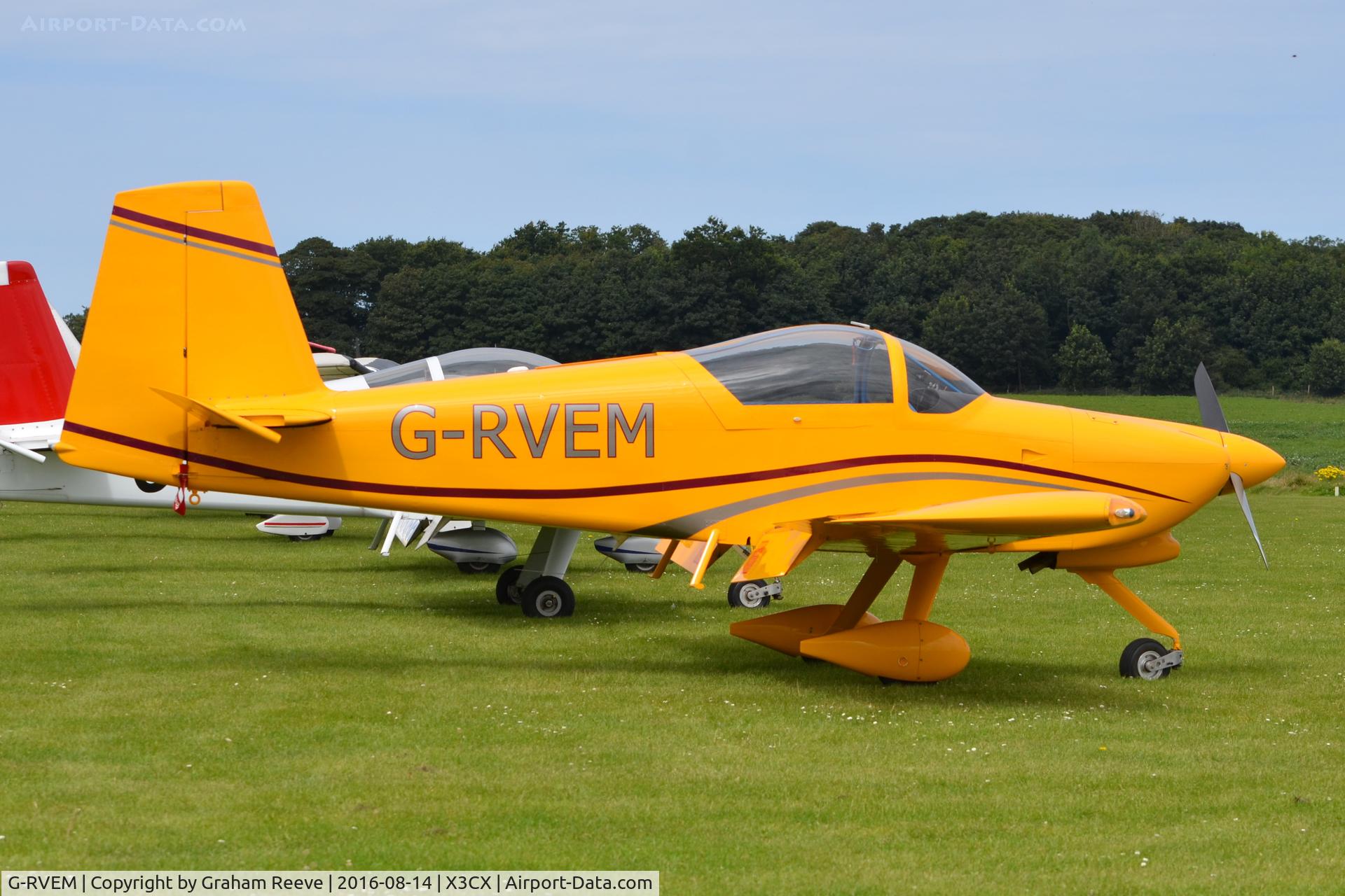 G-RVEM, 2002 Vans RV-7A C/N PFA 323-13868, Parked at Northrepps.