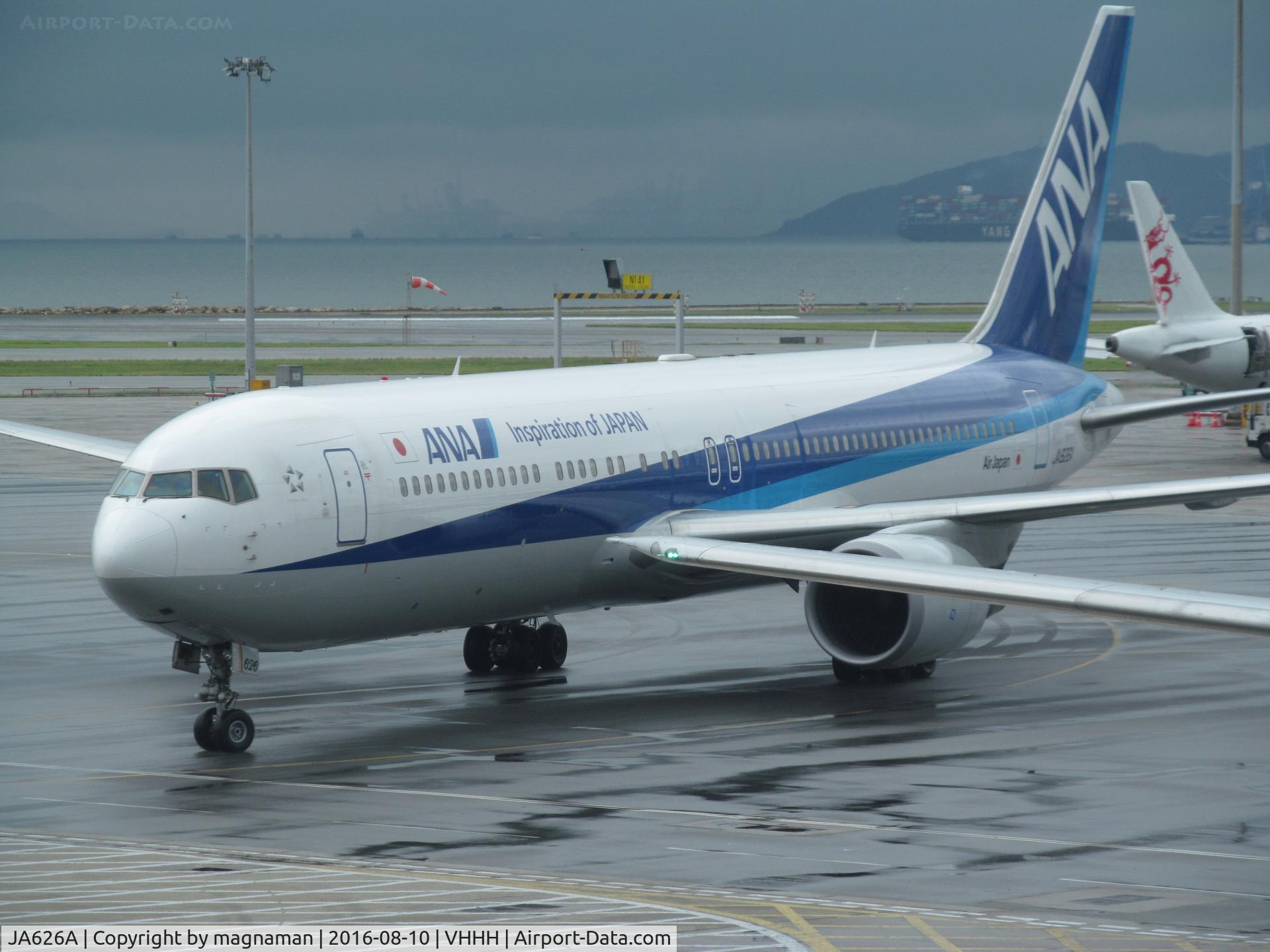 JA626A, 2011 Boeing 767-381/ER C/N 40897, arriving at HKG
