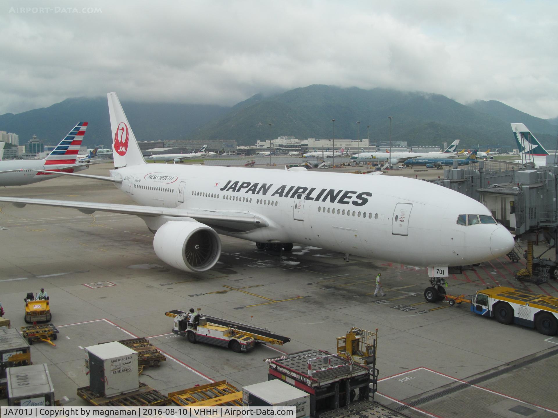 JA701J, 2002 Boeing 777-246/ER C/N 32889, close up on stand