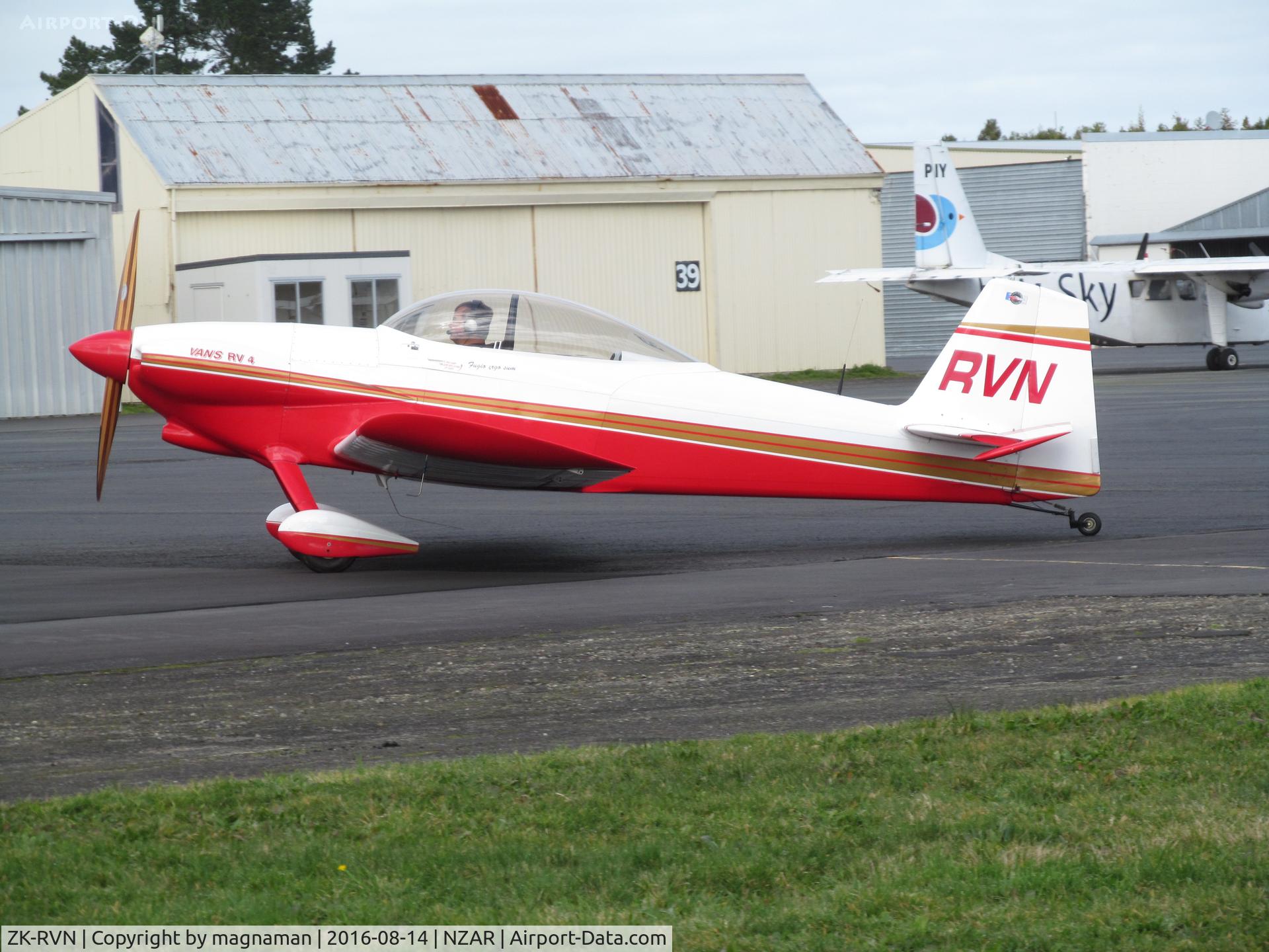 ZK-RVN, Vans RV-4 C/N v277, taxying in at AMZ