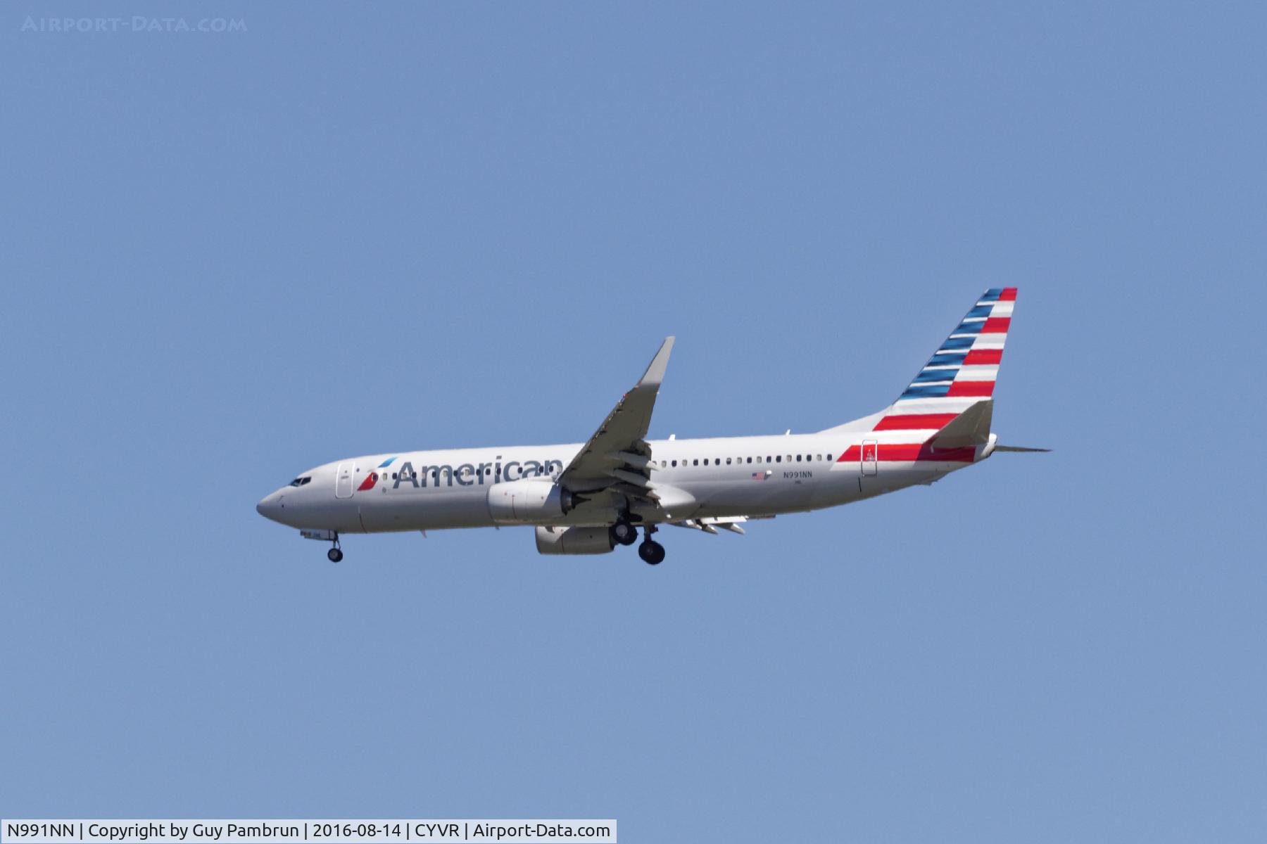 N991NN, 2016 Boeing 737-823 C/N 31242, Landing