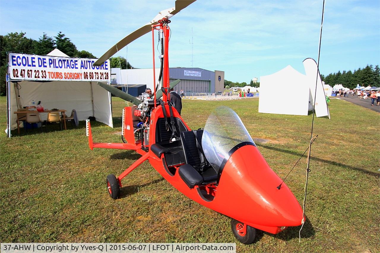 37-AHW, Magni Gyro M-16 Tandem Trainer C/N Not found 37AHW, Magni Gyro M-16 Tandem Trainer, Displayed at Tours-St Symphorien Air Base 705 (LFOT-TUF) Open day 2015
