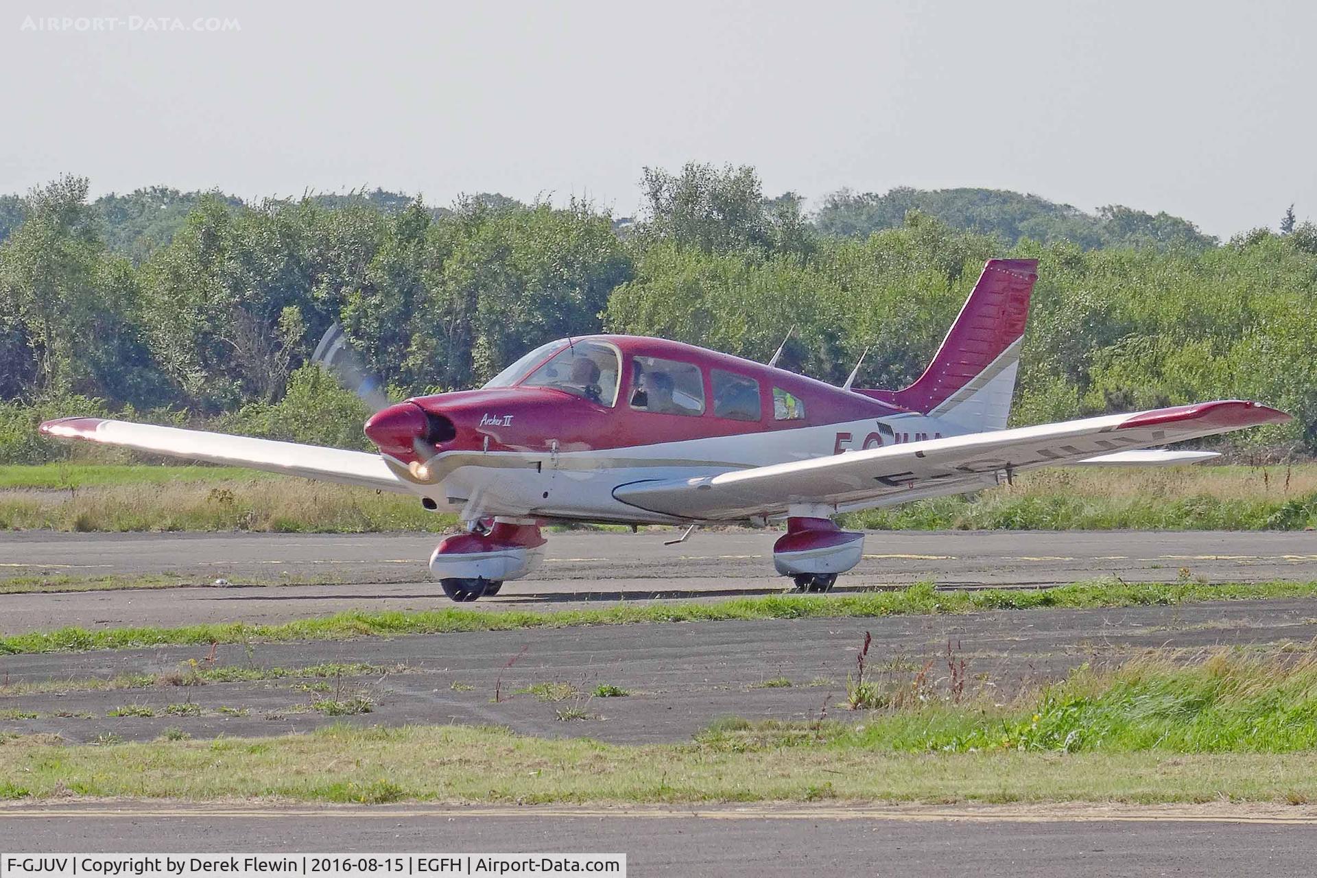 F-GJUV, Piper PA-28-181 Archer C/N 28-8490060, Archer II, Meaux france based, previously N4350K, seen taxxing in.