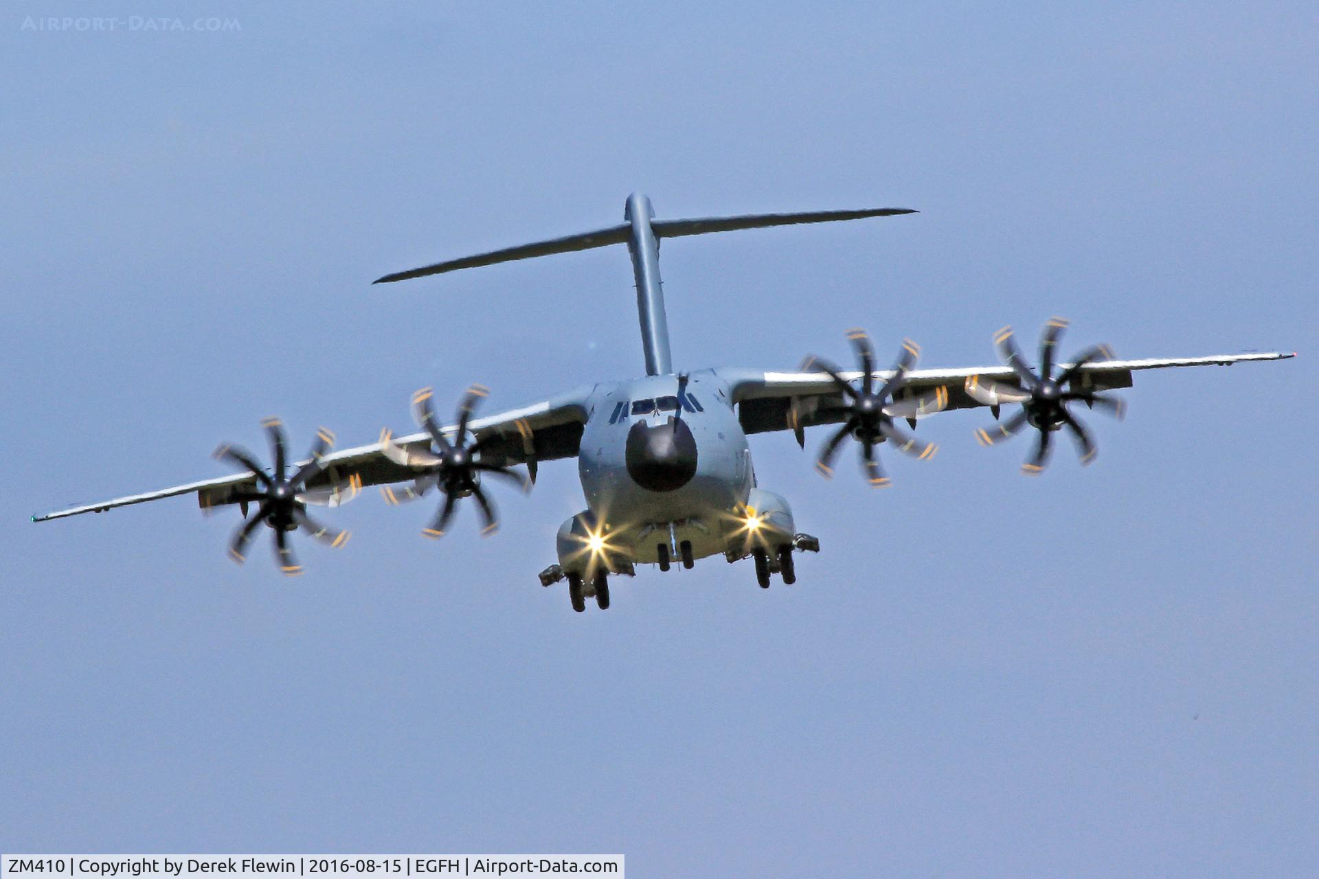 ZM410, 2016 Airbus A400M-180 Atlas C.1 C/N 038, Atlas C.1, Royal Air Force RAF Brize Norton based 24\30 Squadron, call sign Gauntlet 89, previously A4M038, seen running in for a low go-round.